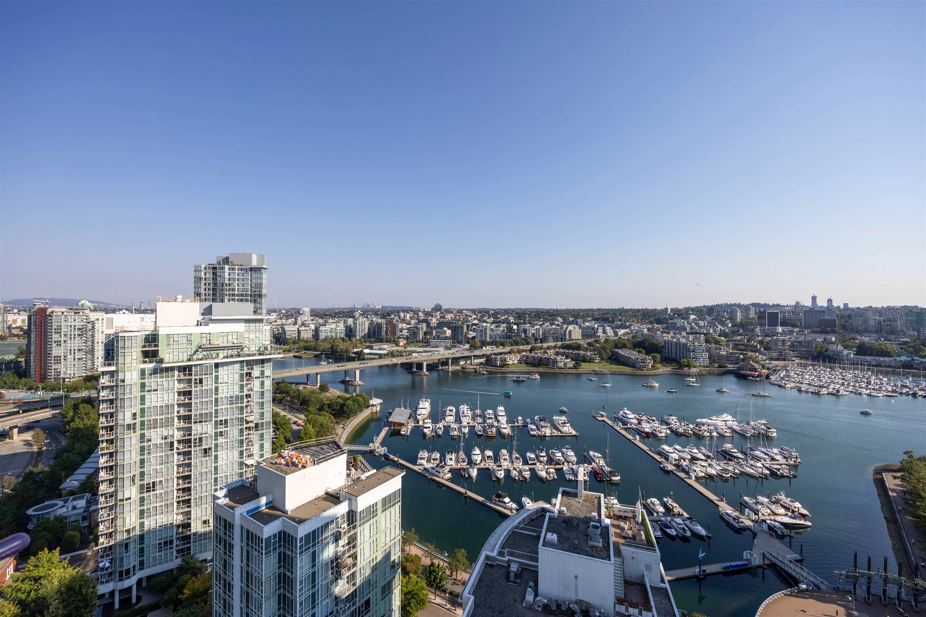 2907 - 198 Aquarius Mews, Vancouver, V6Z 2Y4 — photo 2