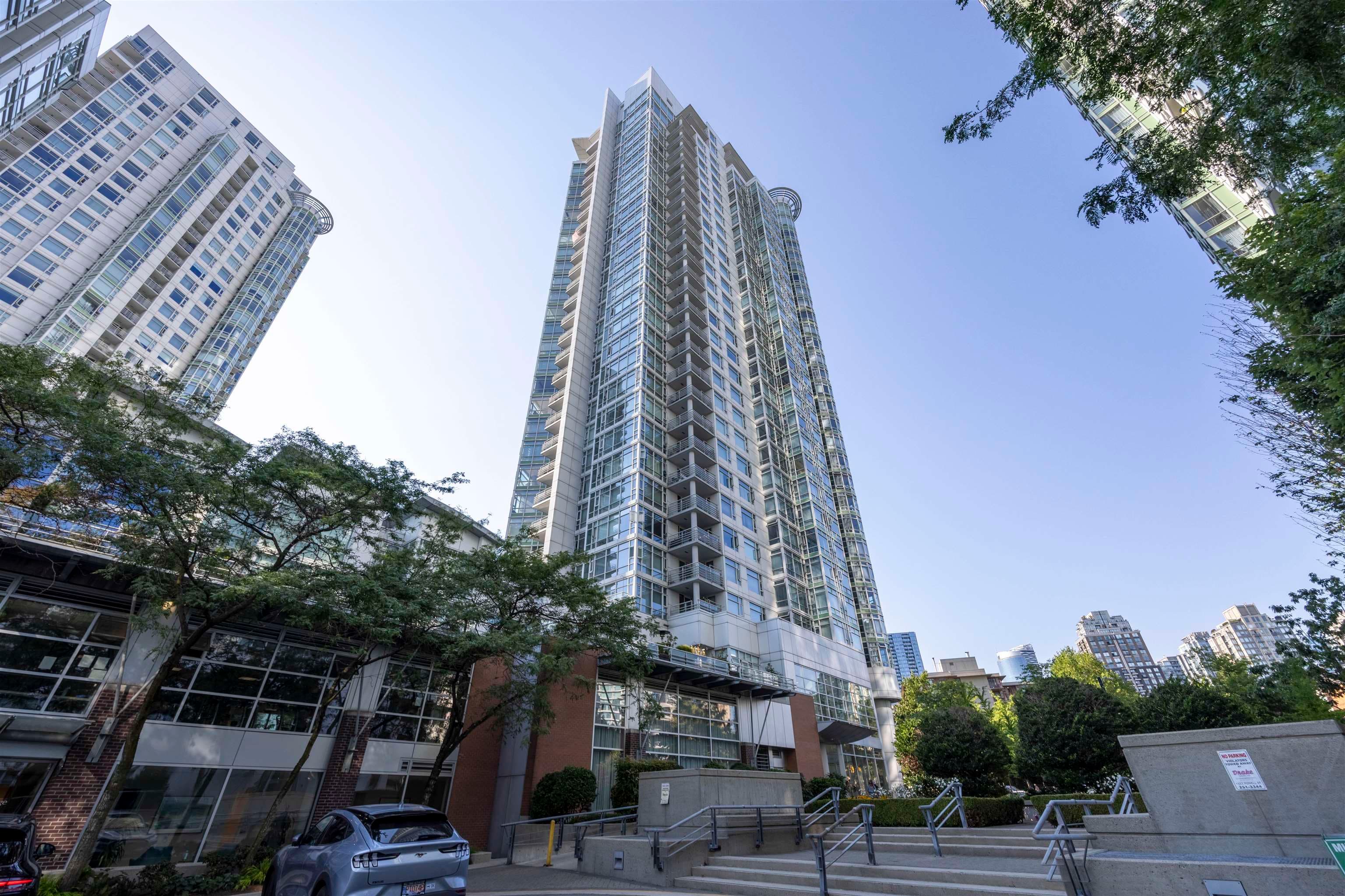2907 - 198 Aquarius Mews, Vancouver, V6Z 2Y4 — photo 1