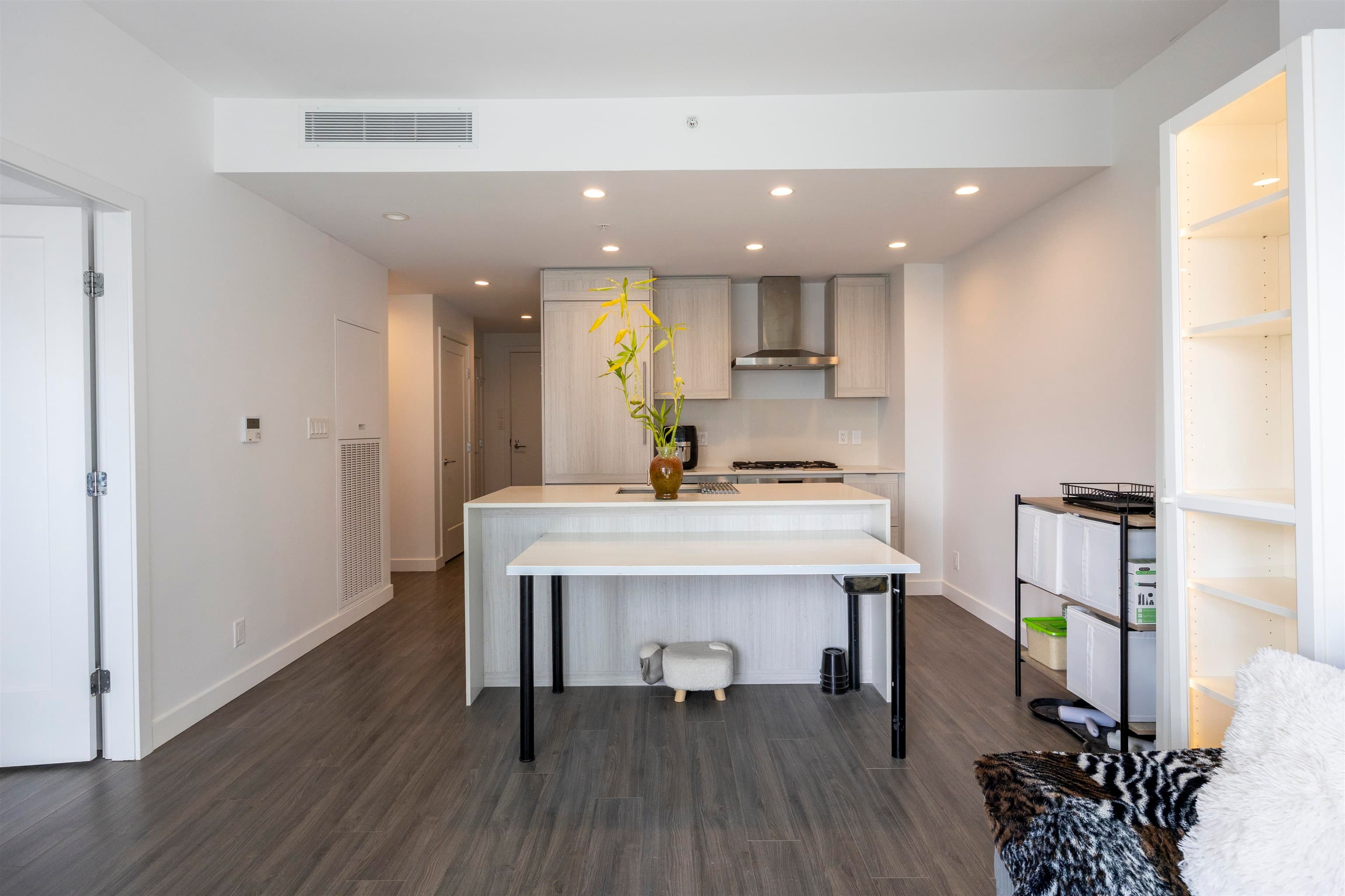 1505 - 2311 Beta Avenue, Burnaby, V5C 0M1 — photo 3