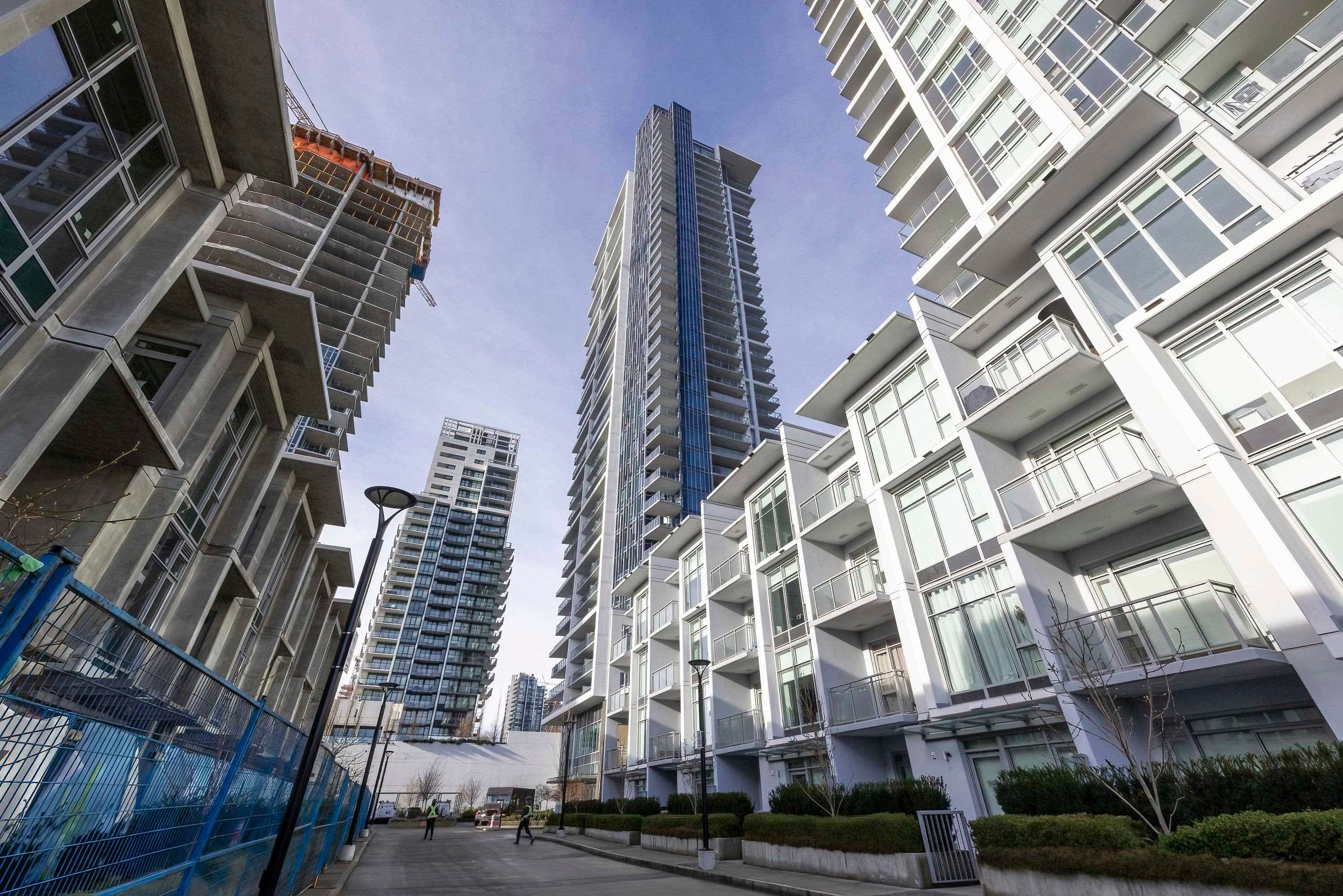 1505 - 2311 Beta Avenue, Burnaby, V5C 0M1 — photo 1