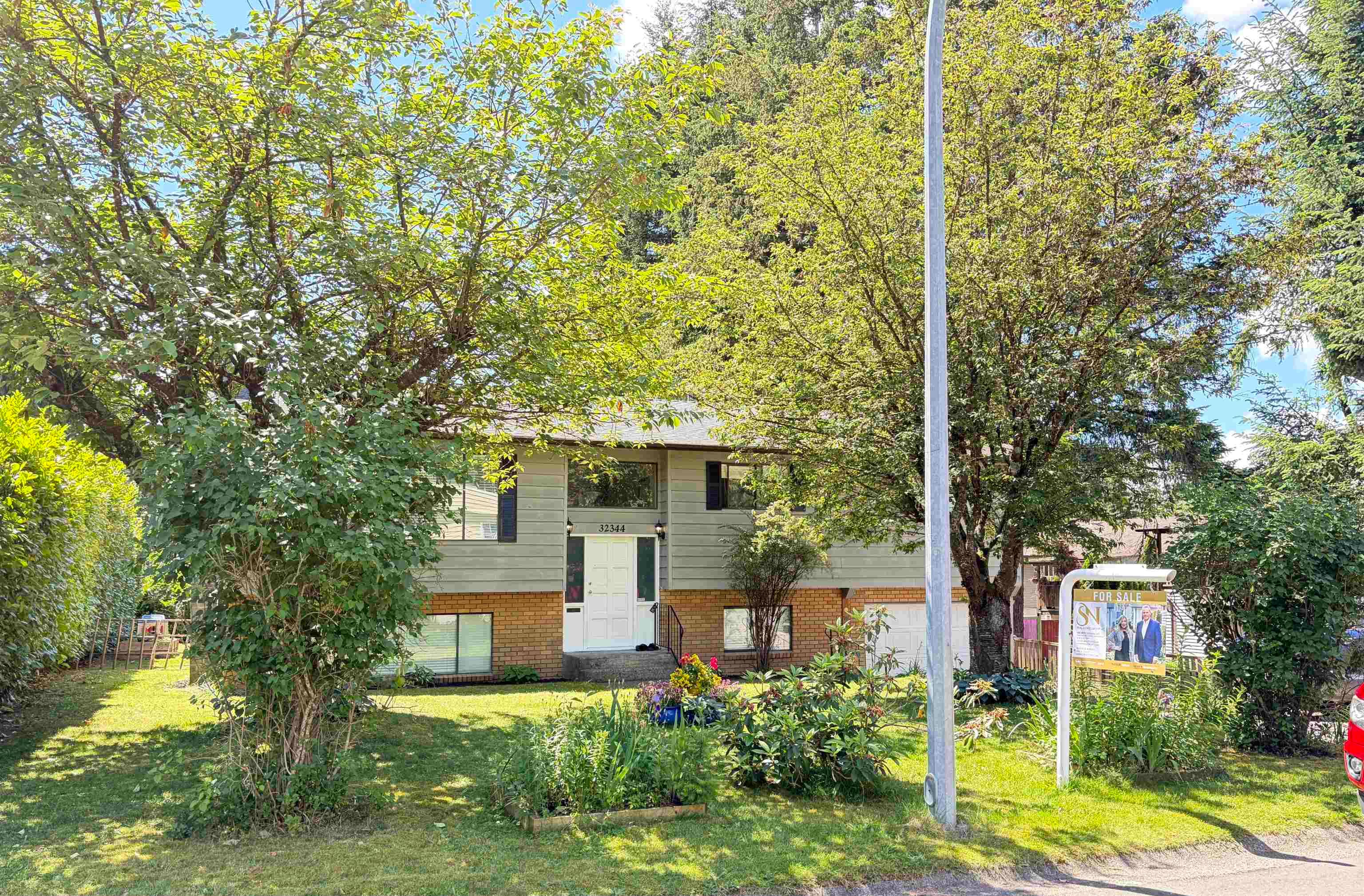 32344 Mallard Place, Mission, V2V 5N8 — photo 1