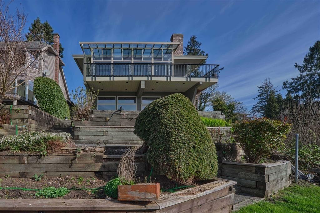 13026 13 Avenue, Surrey, V4A 1B8 — photo 2