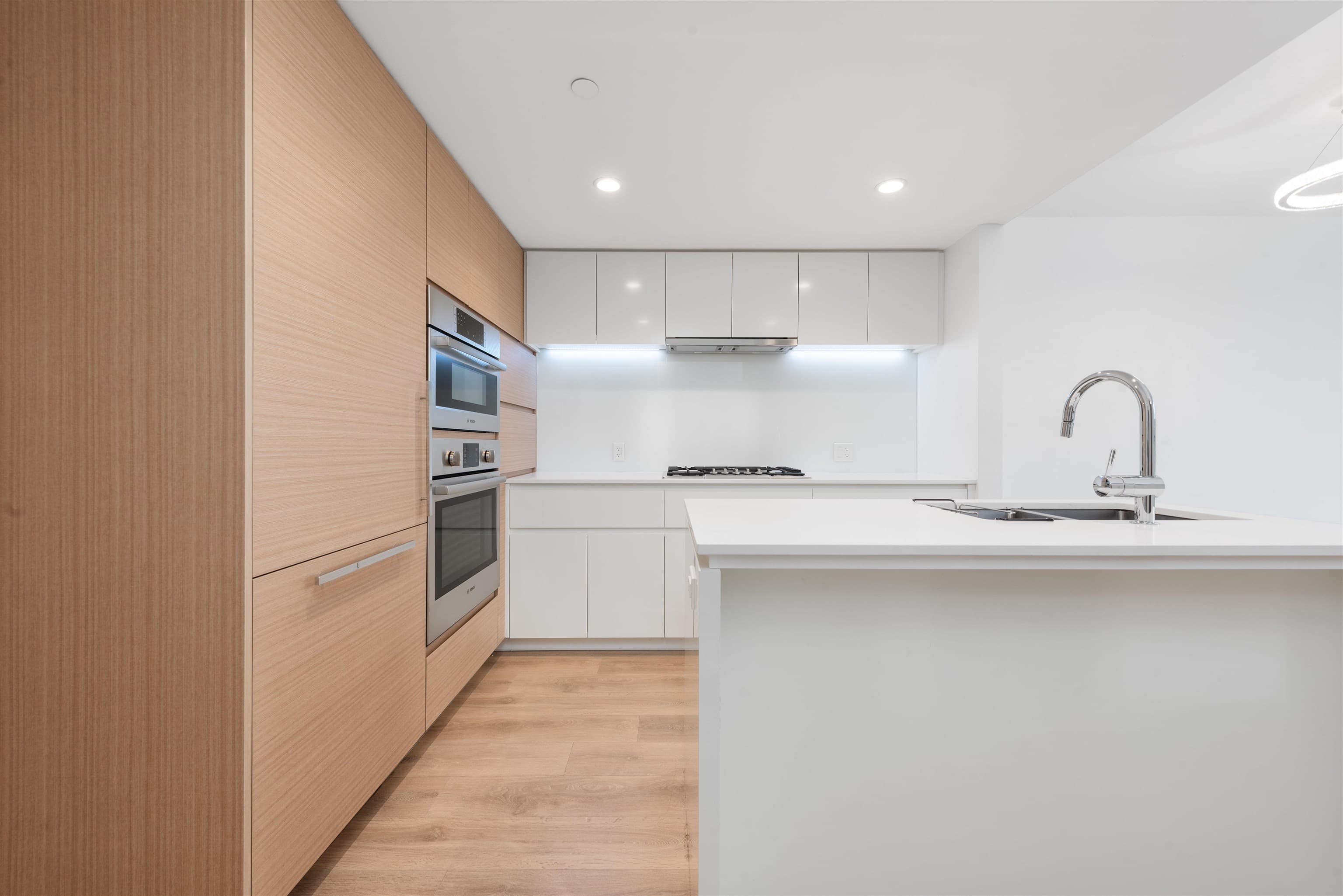 404 - 6900 Pearson Way, Richmond, V7C 0C9 — photo 2