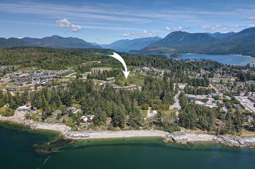 405 - 5855 Cowrie Street, Sechelt, V7Z 0K1 — photo 2
