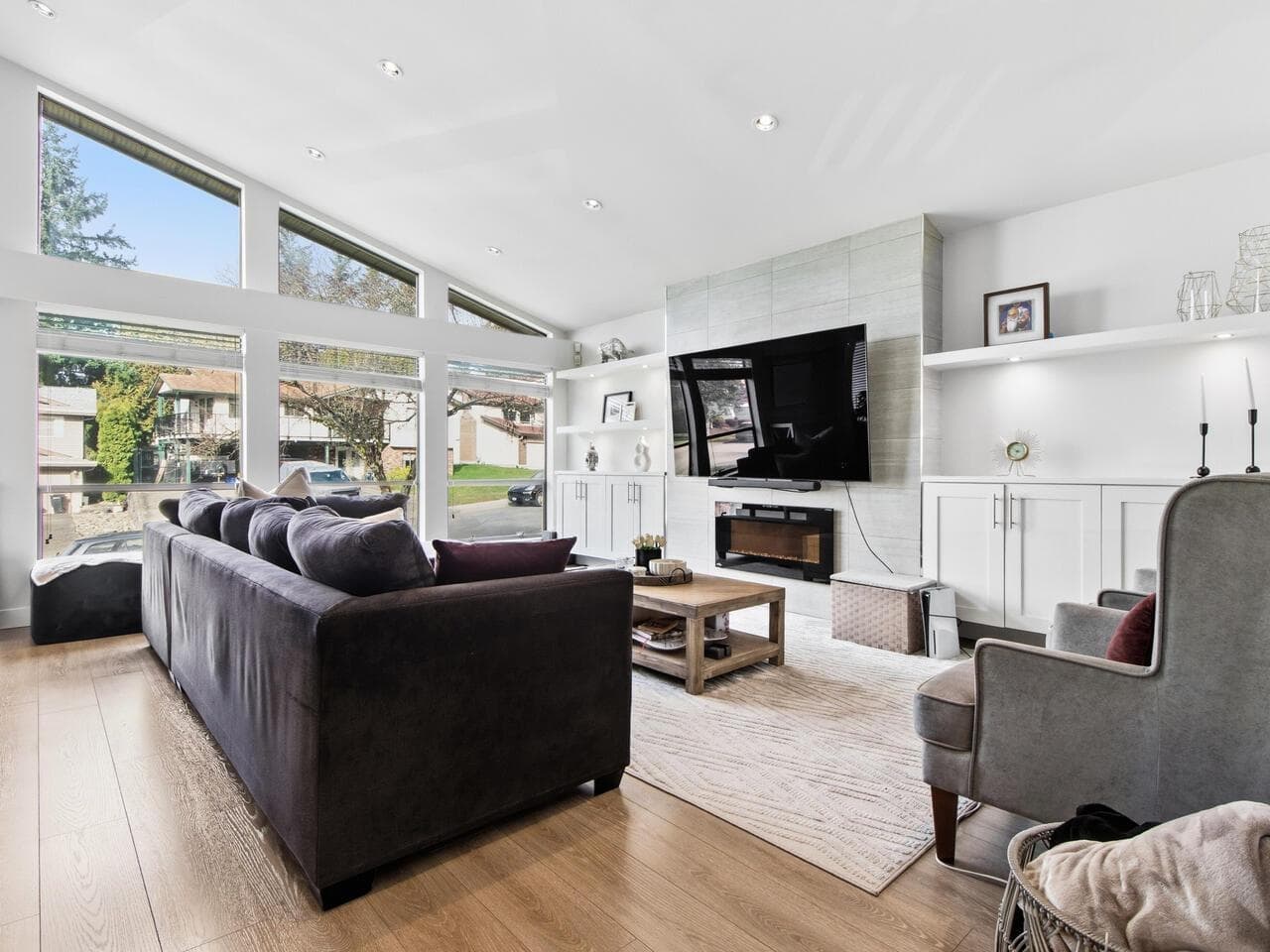 7640 Lawrence Drive, Burnaby, V5A 1T6 — photo 5