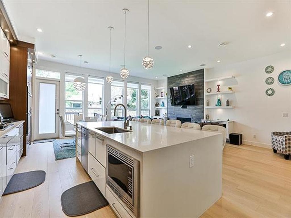 11667 N 74 Avenue, Delta, V4C 1E6 — photo 5
