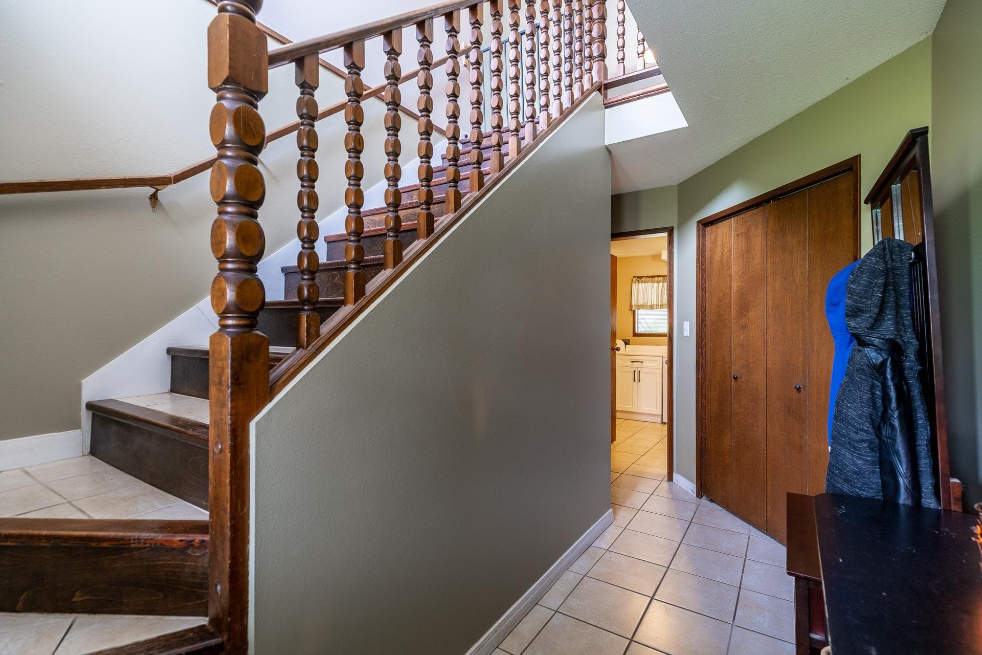 31450 Springhill Place, Abbotsford, V2T 4K1 — photo 3