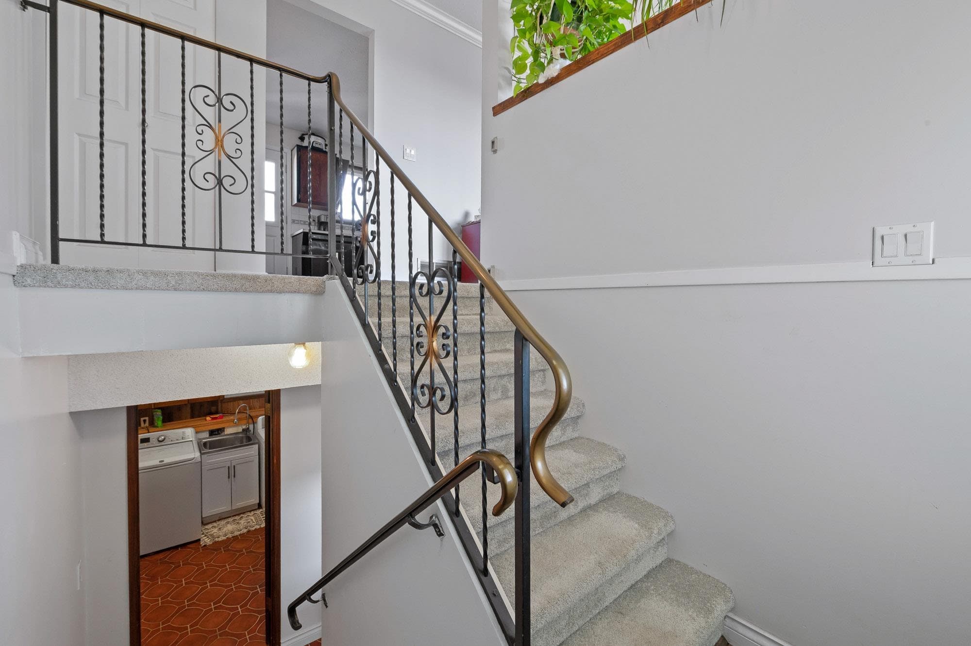 2096 Martens Street, Abbotsford, V2S 5W6 — photo 3