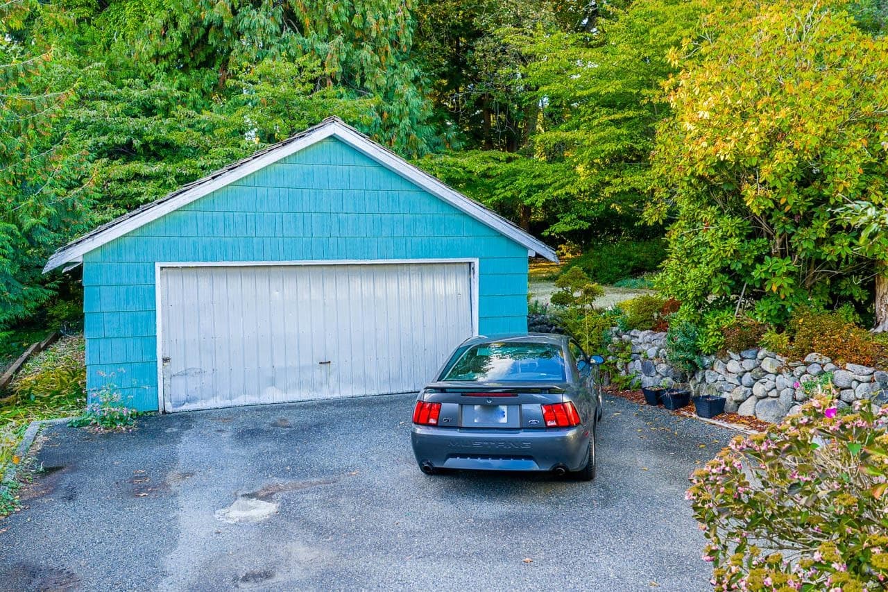 8061 Mcgregor Avenue, Burnaby, V5J 4H7 — photo 5