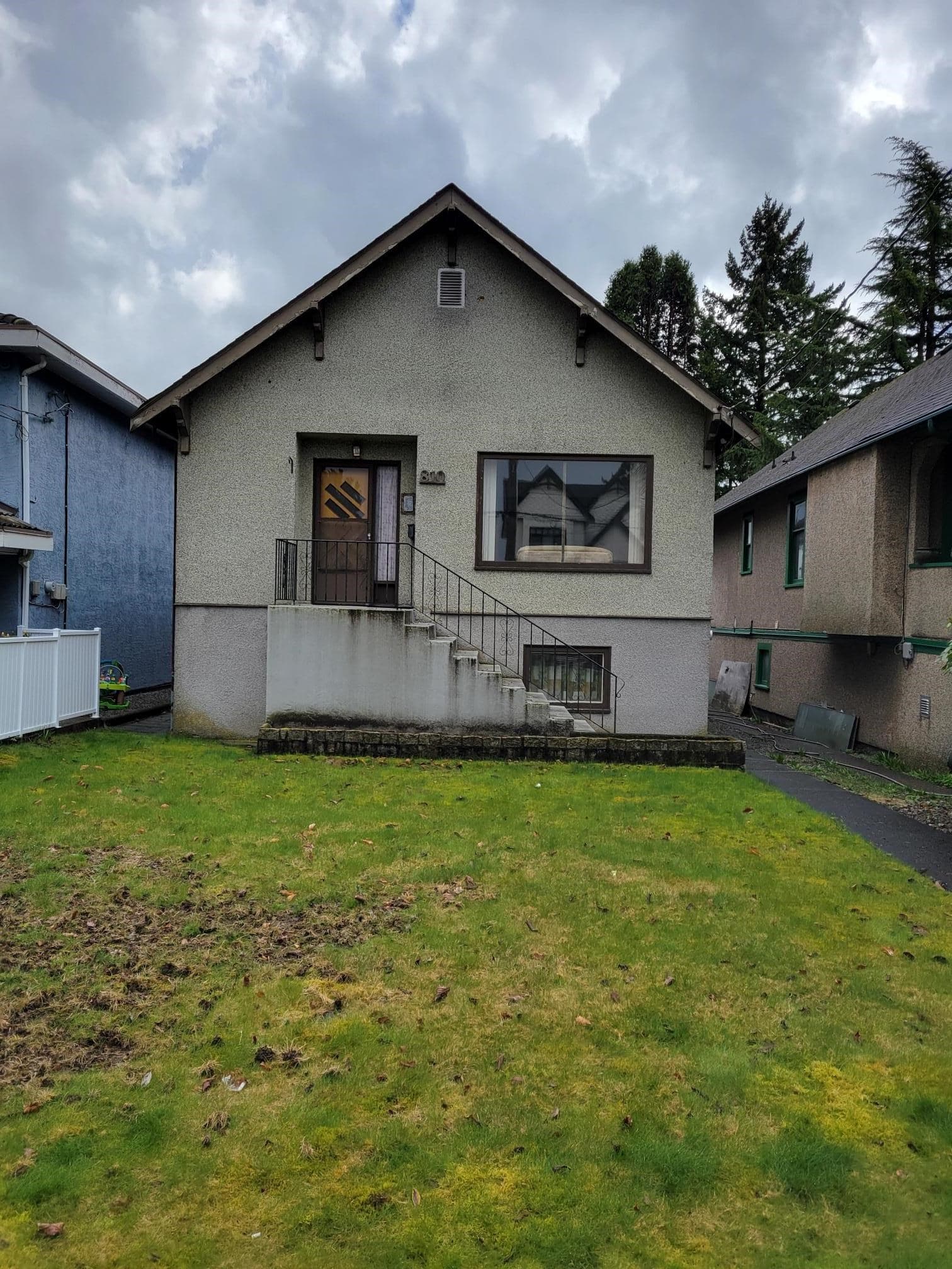 810 Dublin Street, New Westminster, V3M 2Y6 — photo 1