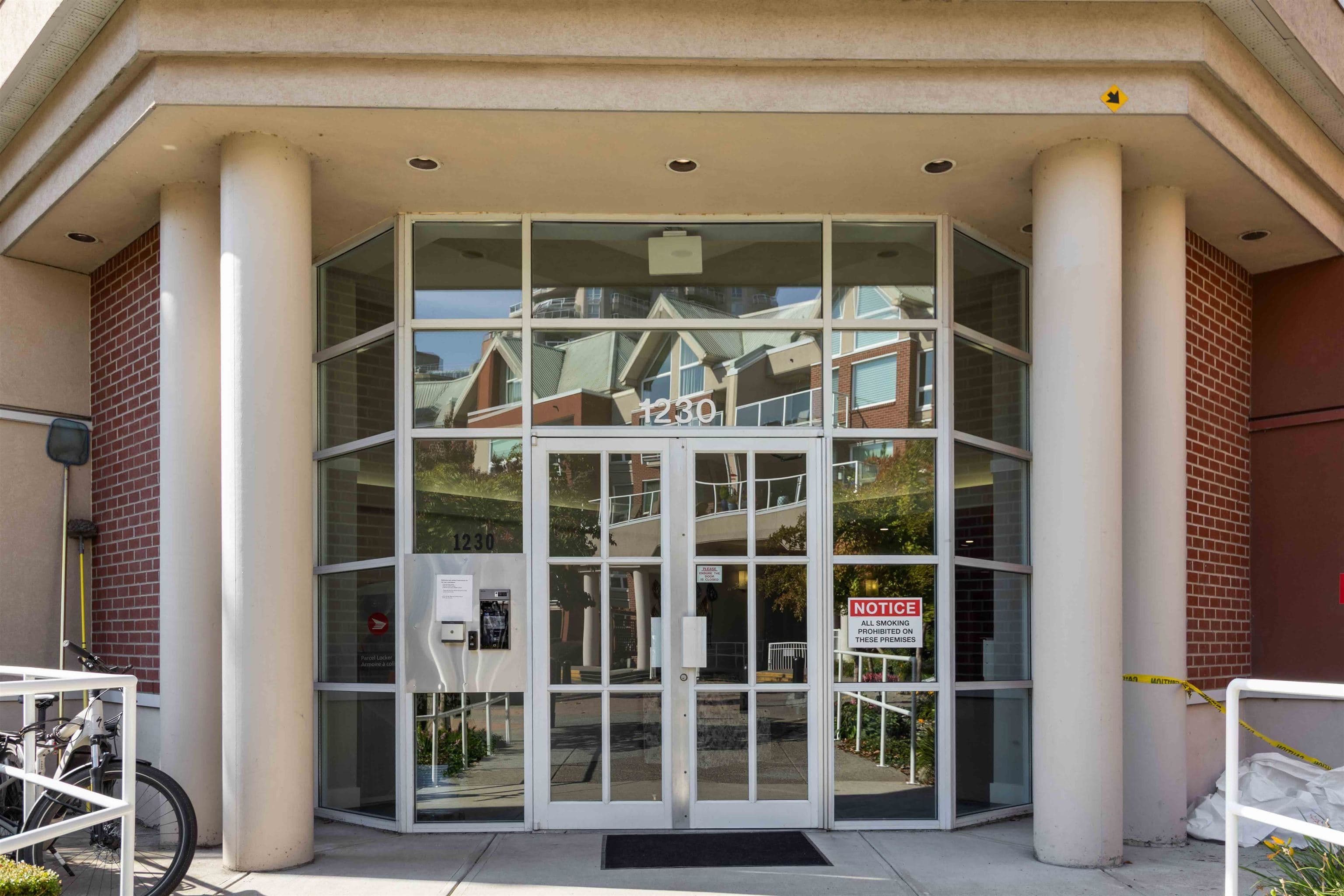 102 - 1230 Quayside Drive, New Westminster, V3M 6H1 — photo 5