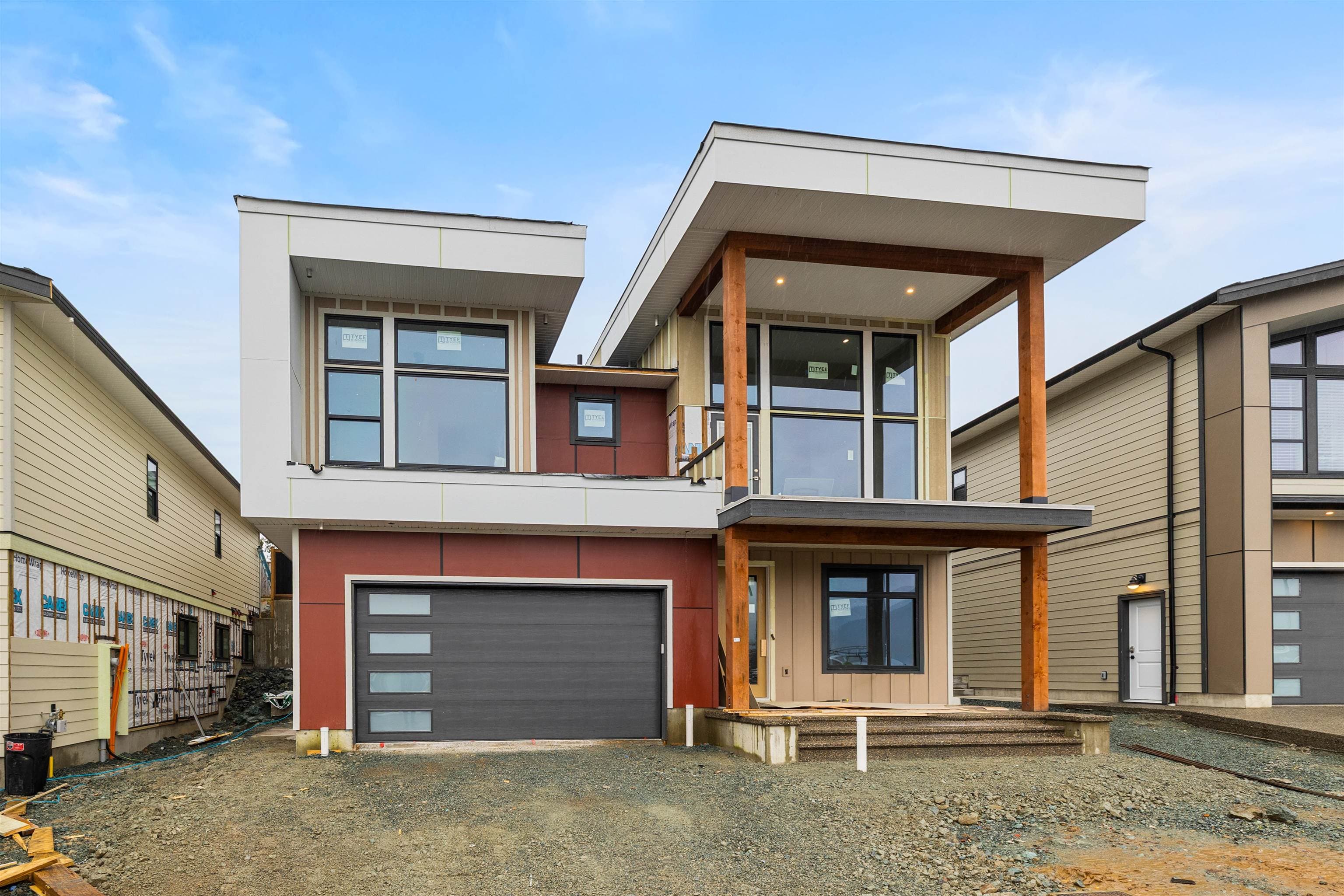 47262 Valerie Place, Chilliwack, V2P 7W9 — photo 1