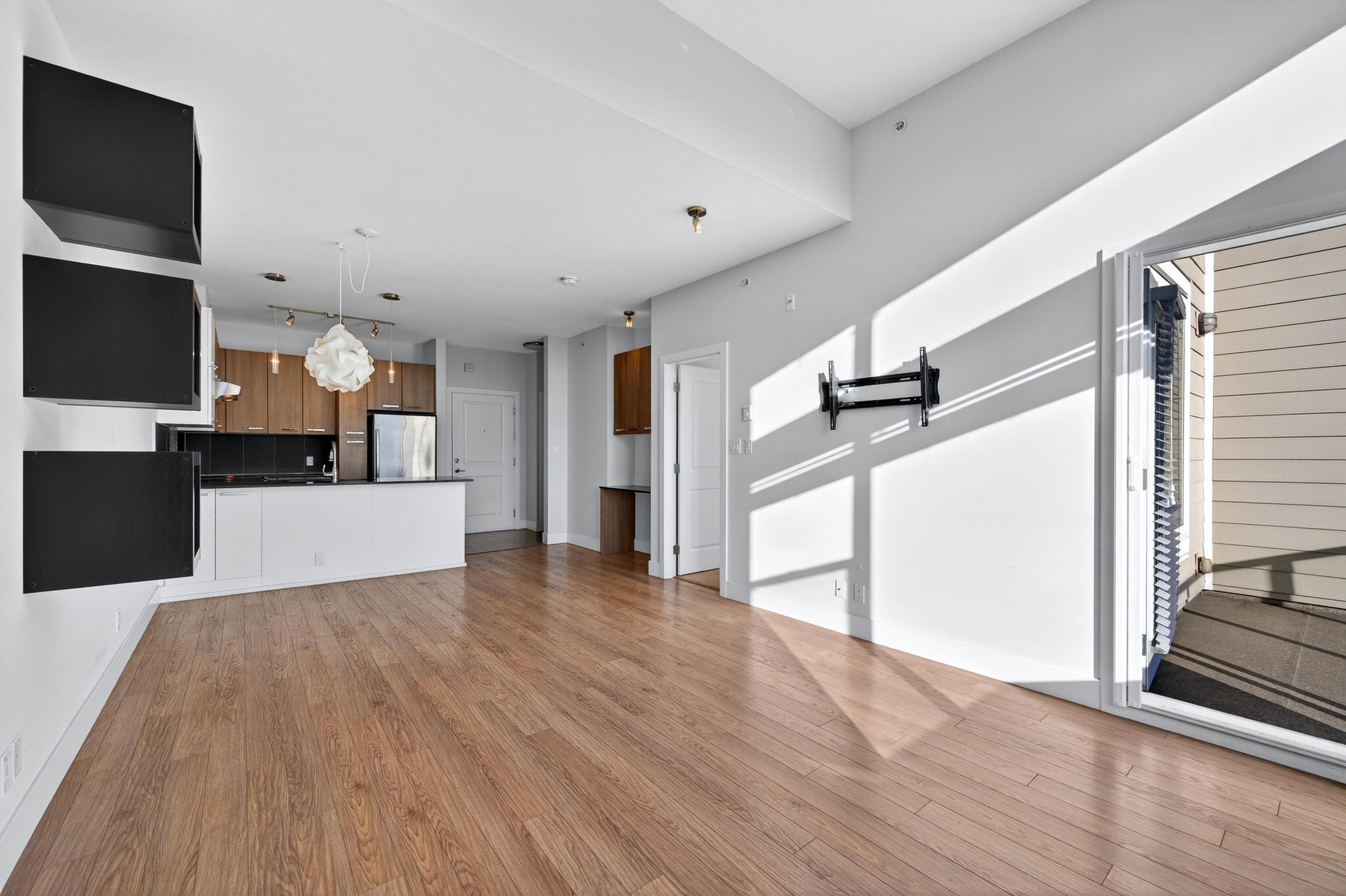 430 - 15956 86a Avenue, Surrey, V4N 6N8 — photo 4