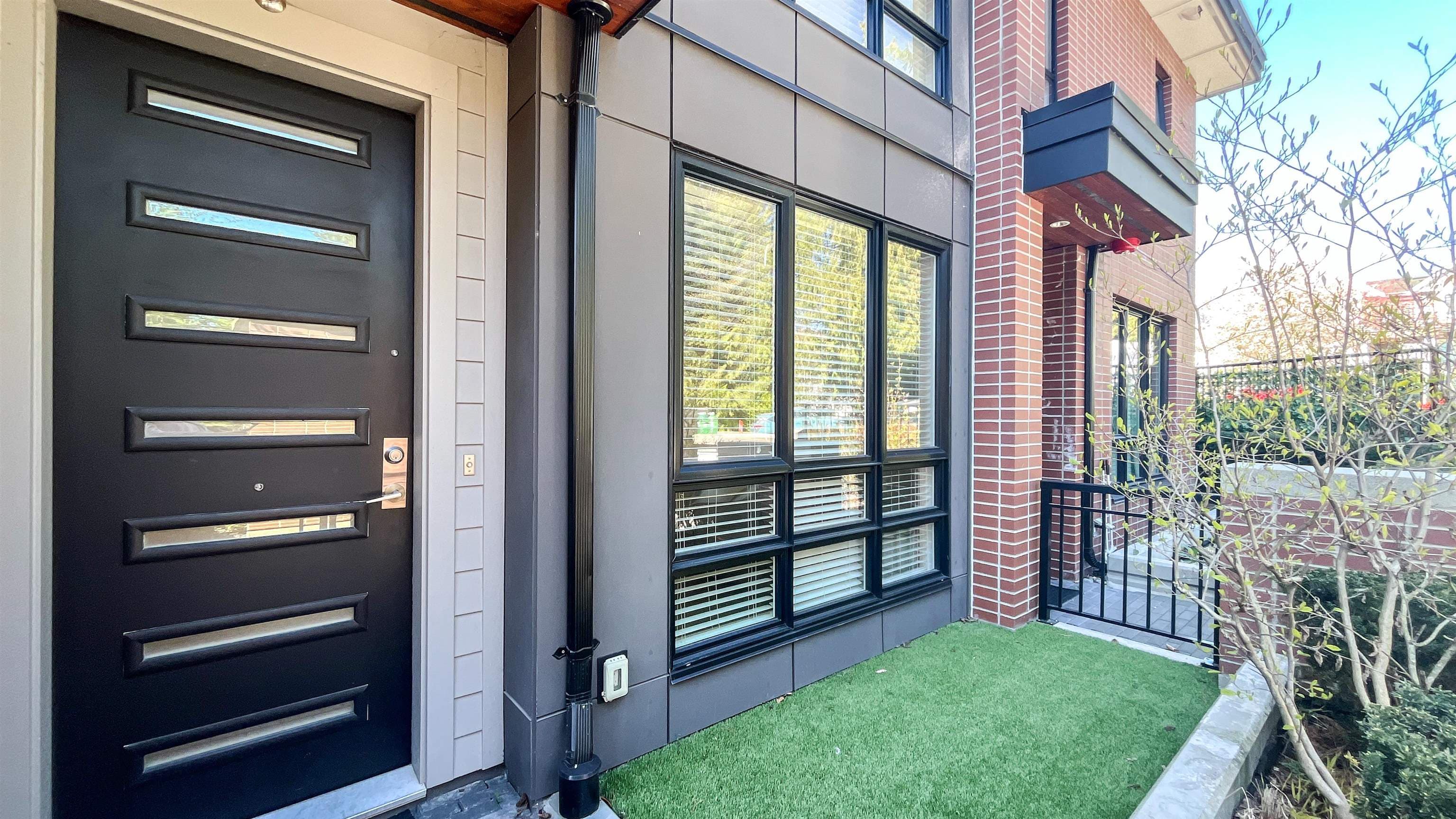 27 - 388 W 64th Avenue, Vancouver, V5X 2L9 — photo 2