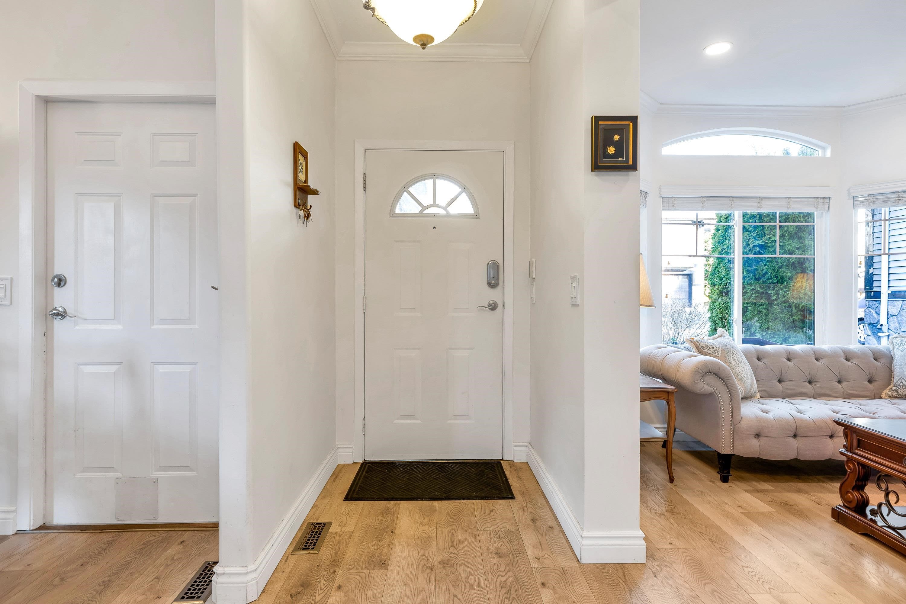 122 Blackberry Drive, Port Moody, V3H 5B4 — photo 3