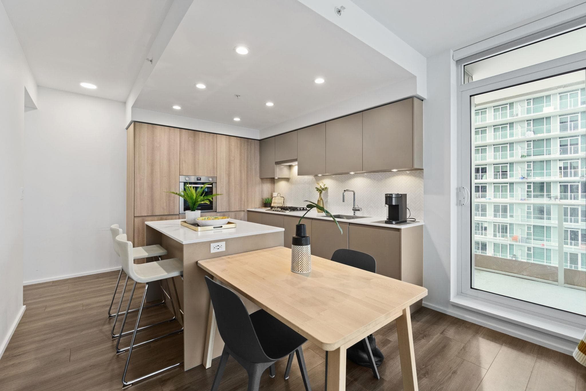 2801 - 3833 Evergreen Place, Burnaby, V3J 0M2 — photo 4