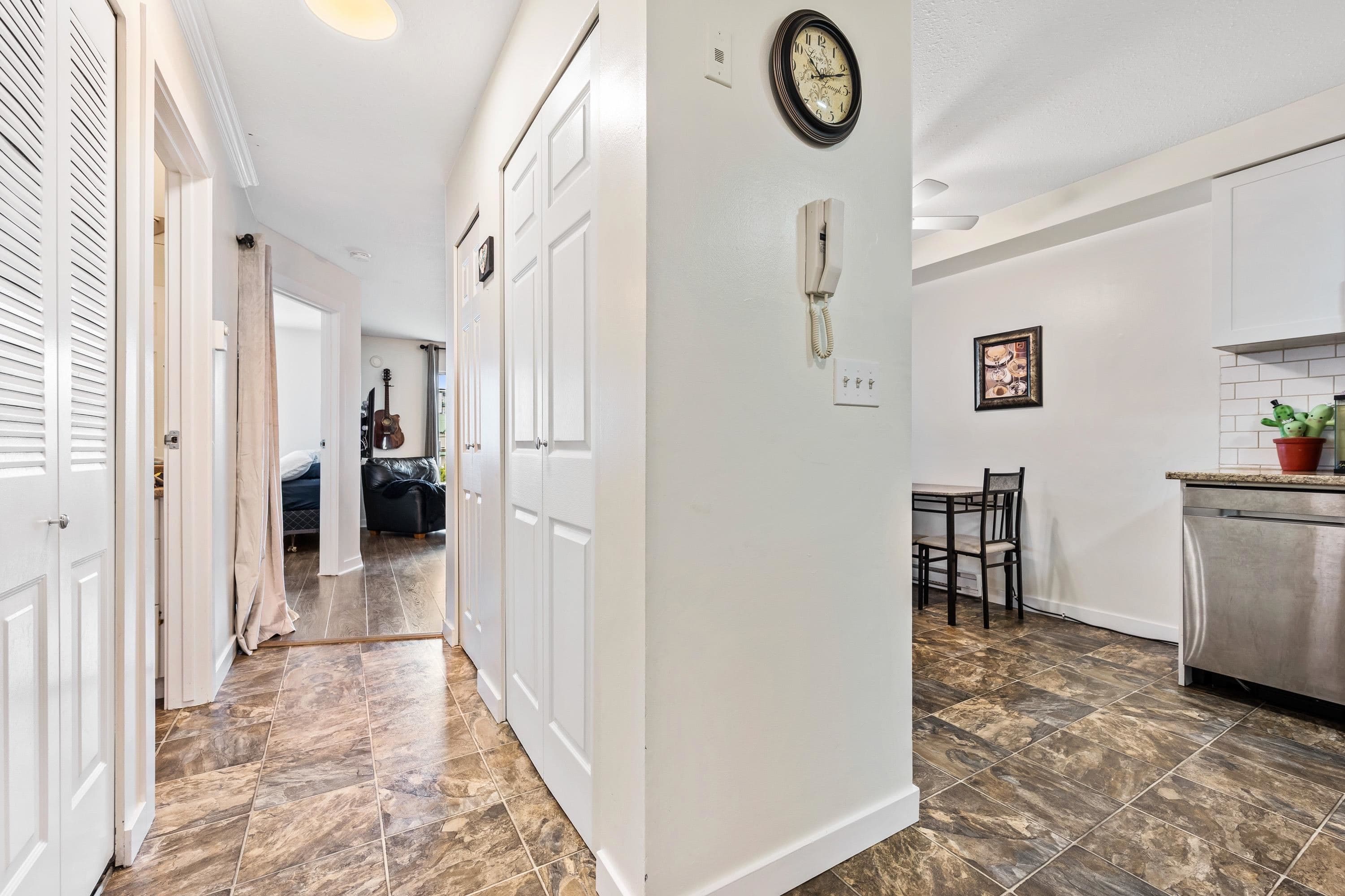 207 - 7435 Shaw Avenue, Chilliwack, V2R 3C1 — photo 3