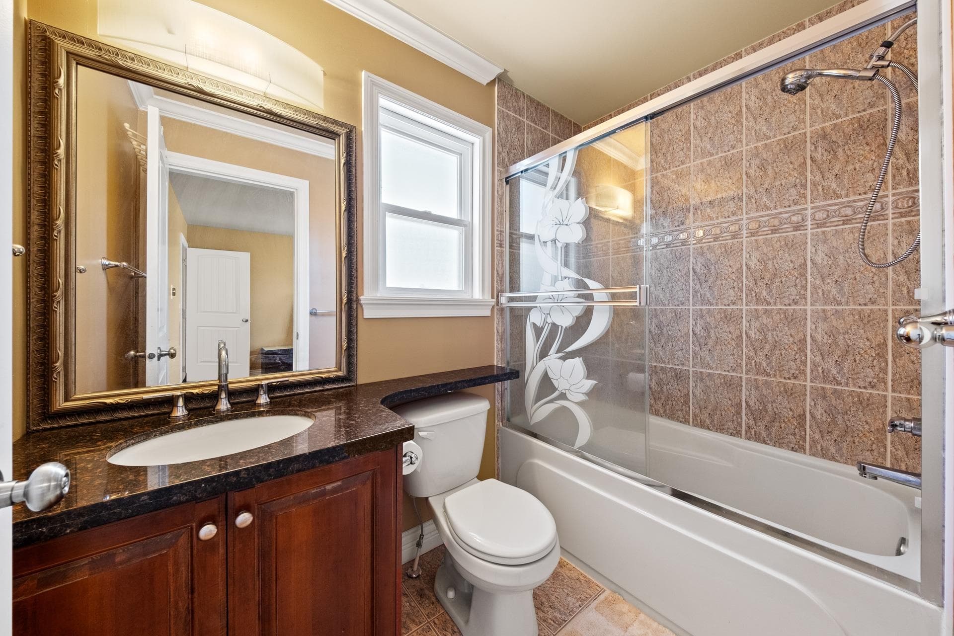 14498 78 Avenue, Surrey, V3S 9C5 — photo 4