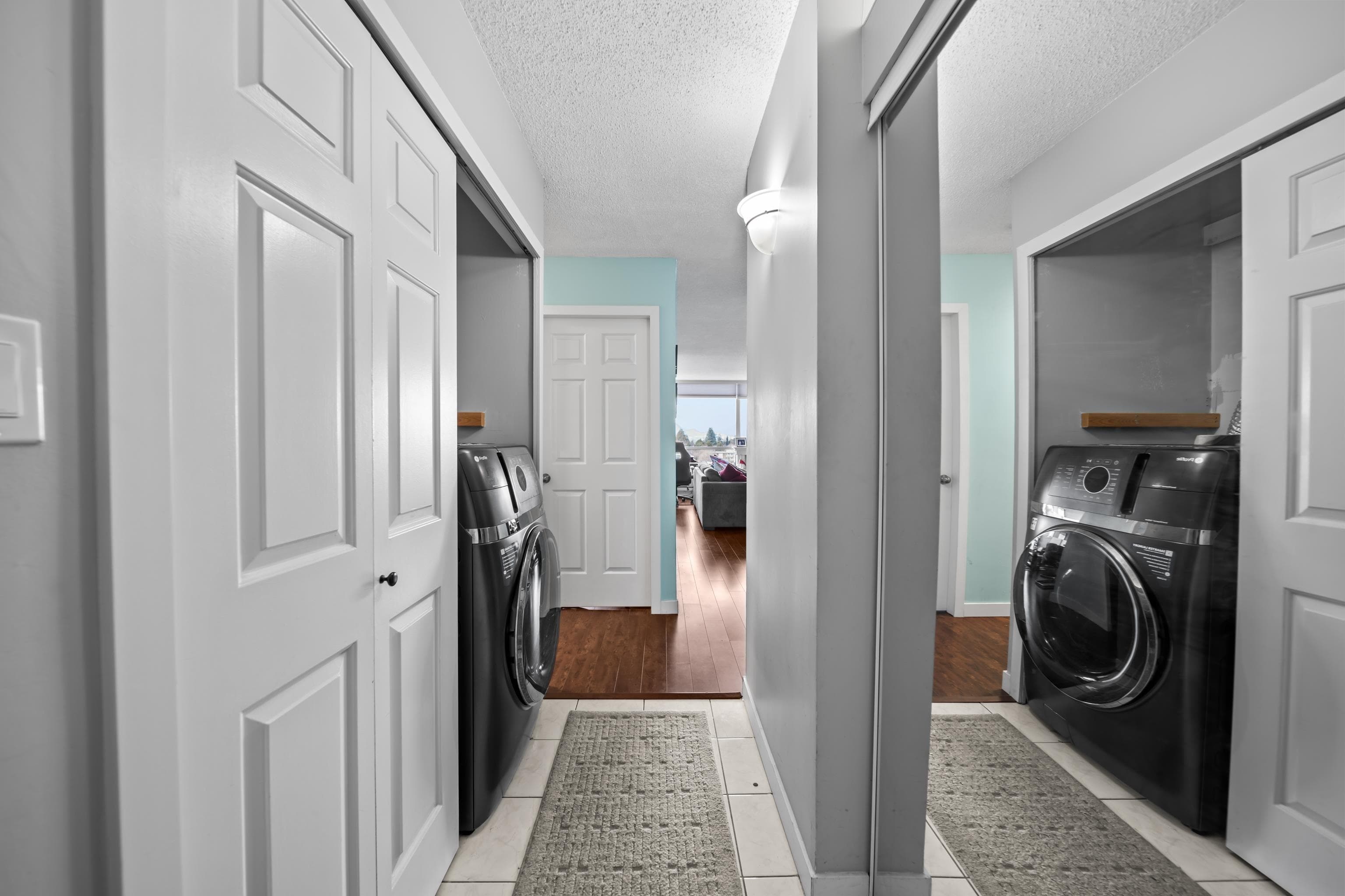 806 - 14881 103a Avenue, Surrey, V3R 0M5 — photo 3