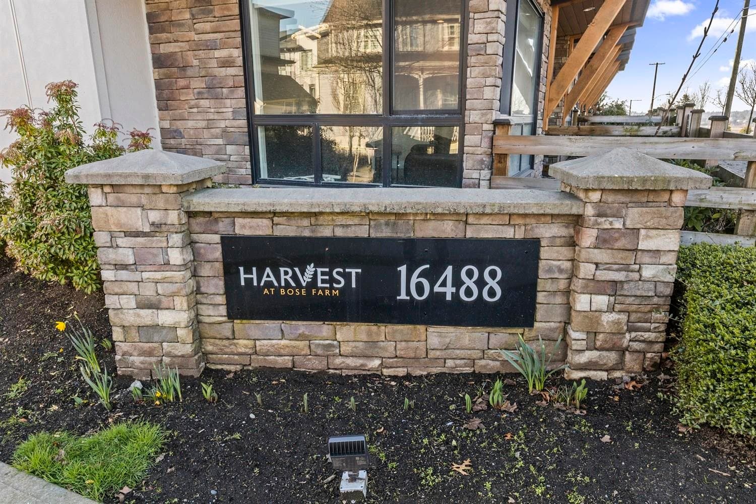 178 - 16488 64 Avenue, Surrey, V3S 6X6 — photo 3