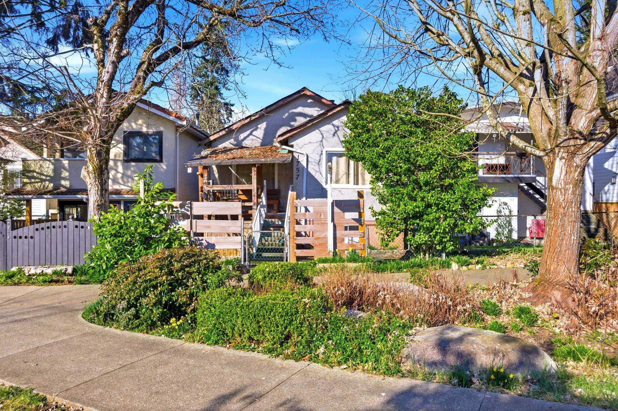 1757 E 8th Avenue, Vancouver, V5N 1T7 — photo 3