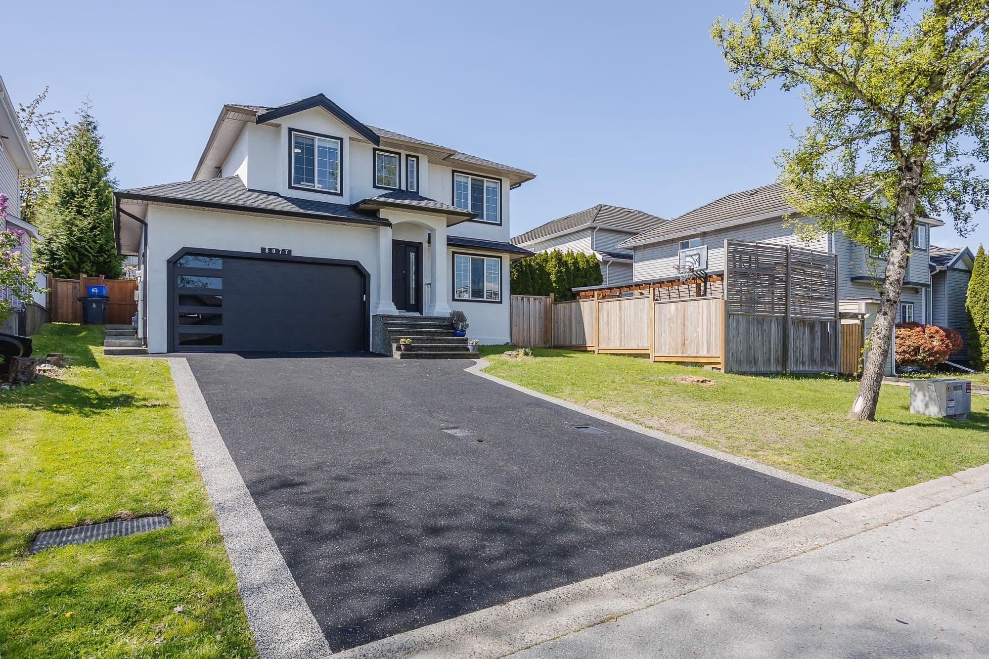 8077 169 Street, Surrey, V4N 4Y6 — photo 2