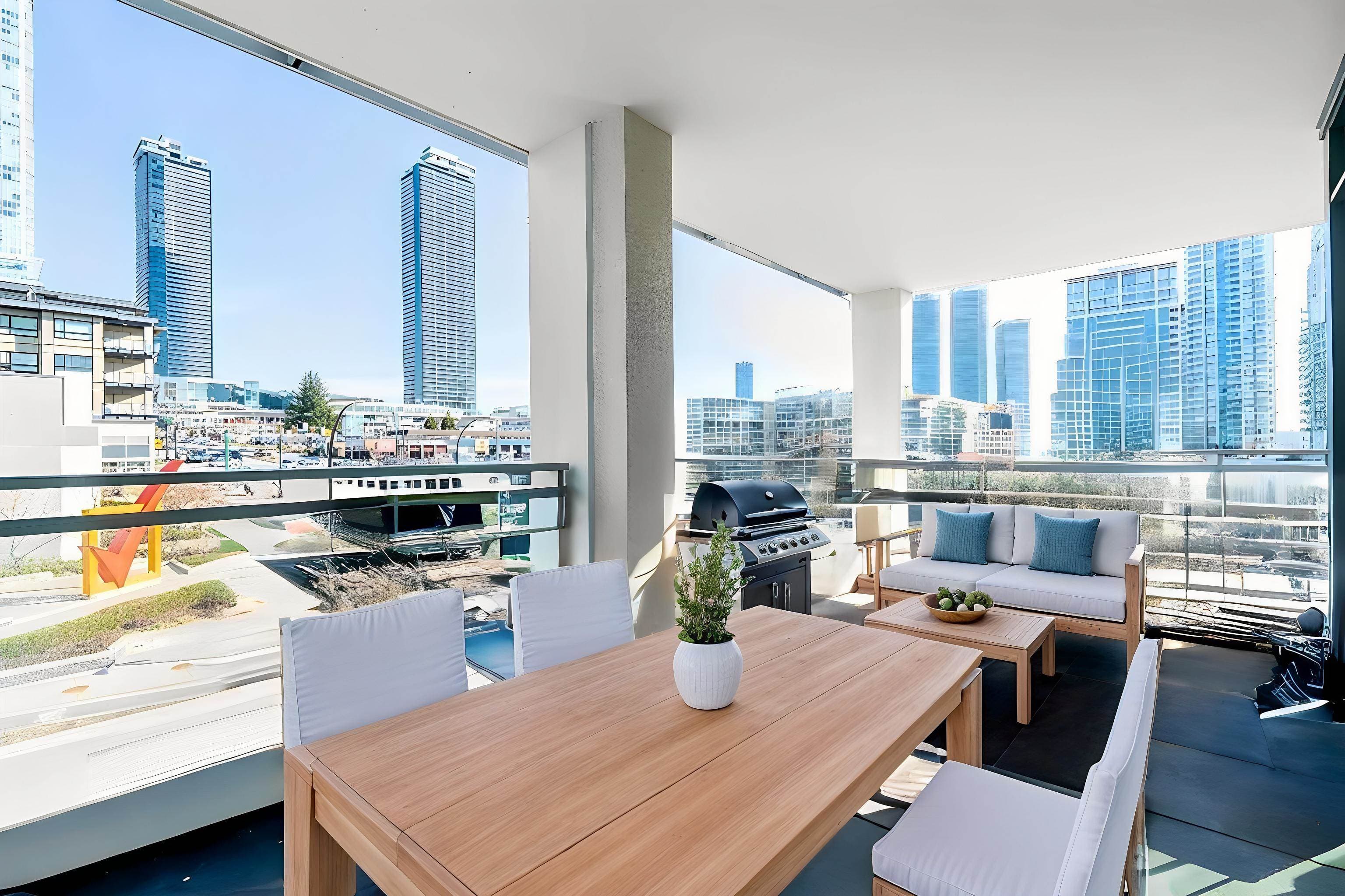 303 - 4488 Juneau Street, Burnaby, V5C 0M4 — photo 1