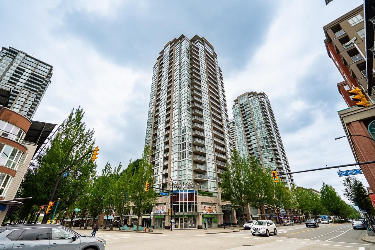 2605 - 2978 Glen Drive, Coquitlam, V3B 0C3 — photo 1