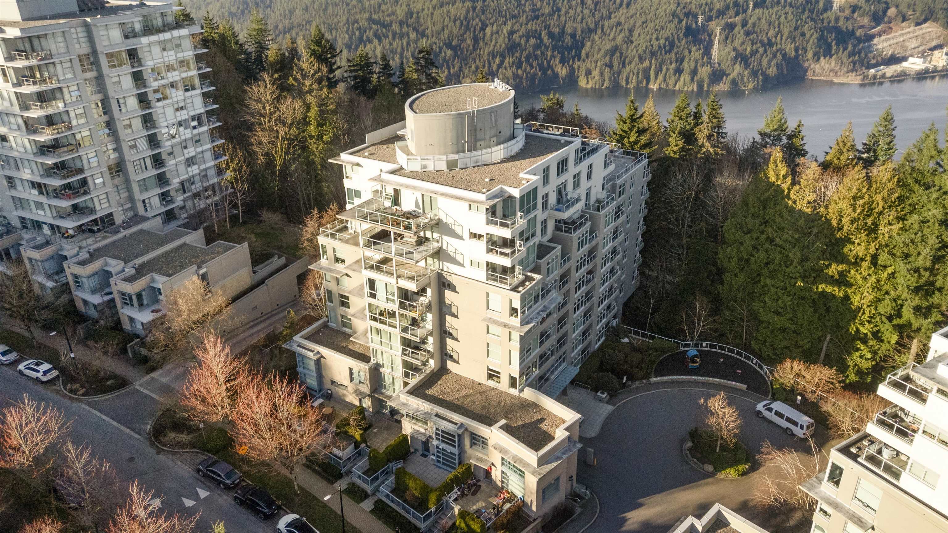 409 - 9232 University Crescent, Burnaby, V5A 0A3 — photo 3