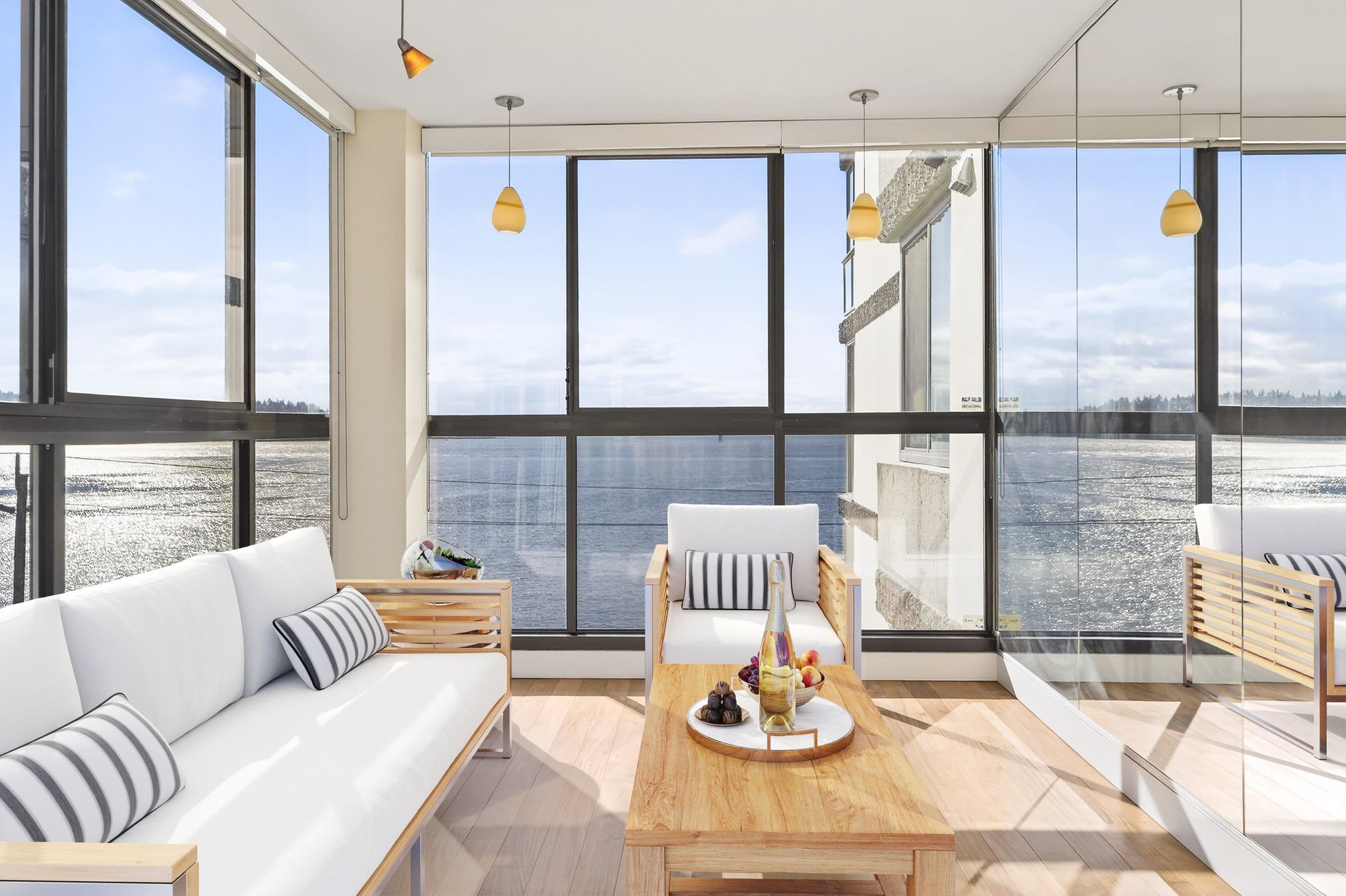 203 - 2090 Argyle Avenue, West Vancouver, V7V 4R4 — photo 1