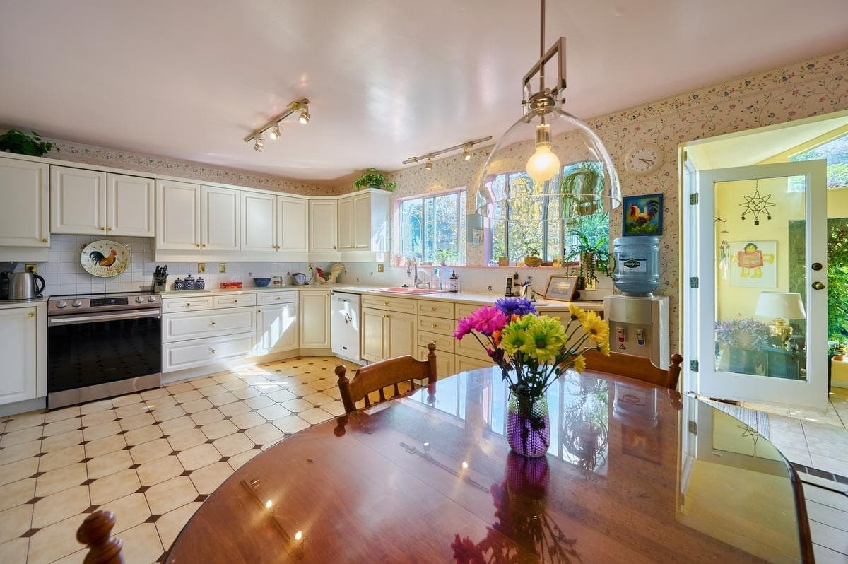 4228 Craigflower Drive, Richmond, V7C 4W3 — photo 4