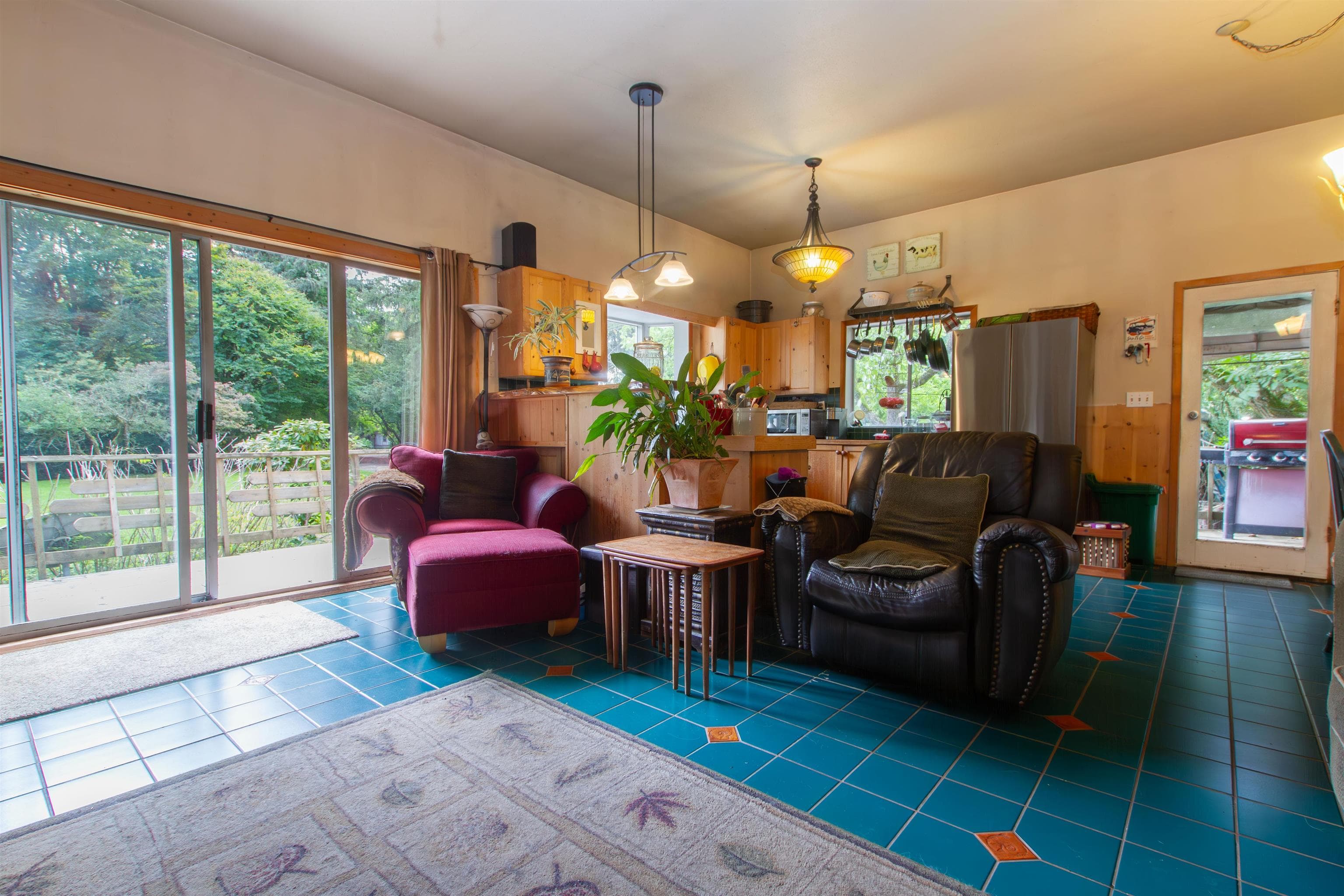 1020 Finch Drive, Squamish, V8B 0C2 — photo 2