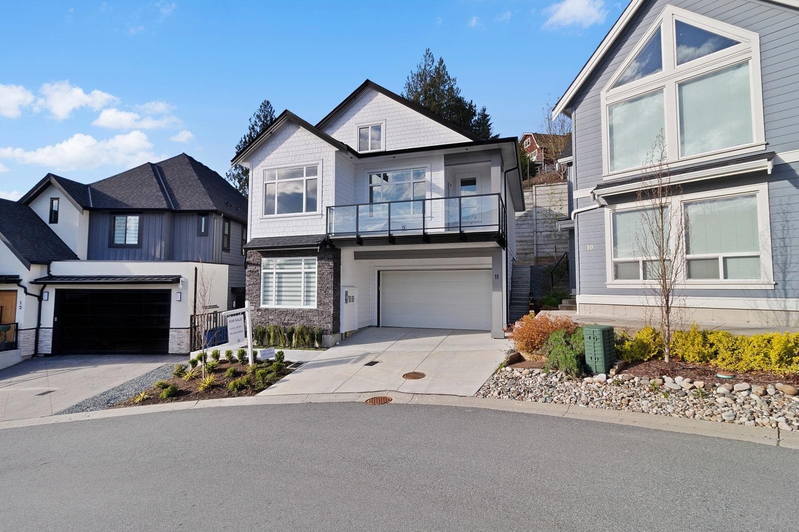 11 - 4217 Old Clayburn Road, Abbotsford, V3G 1L5 — photo 2