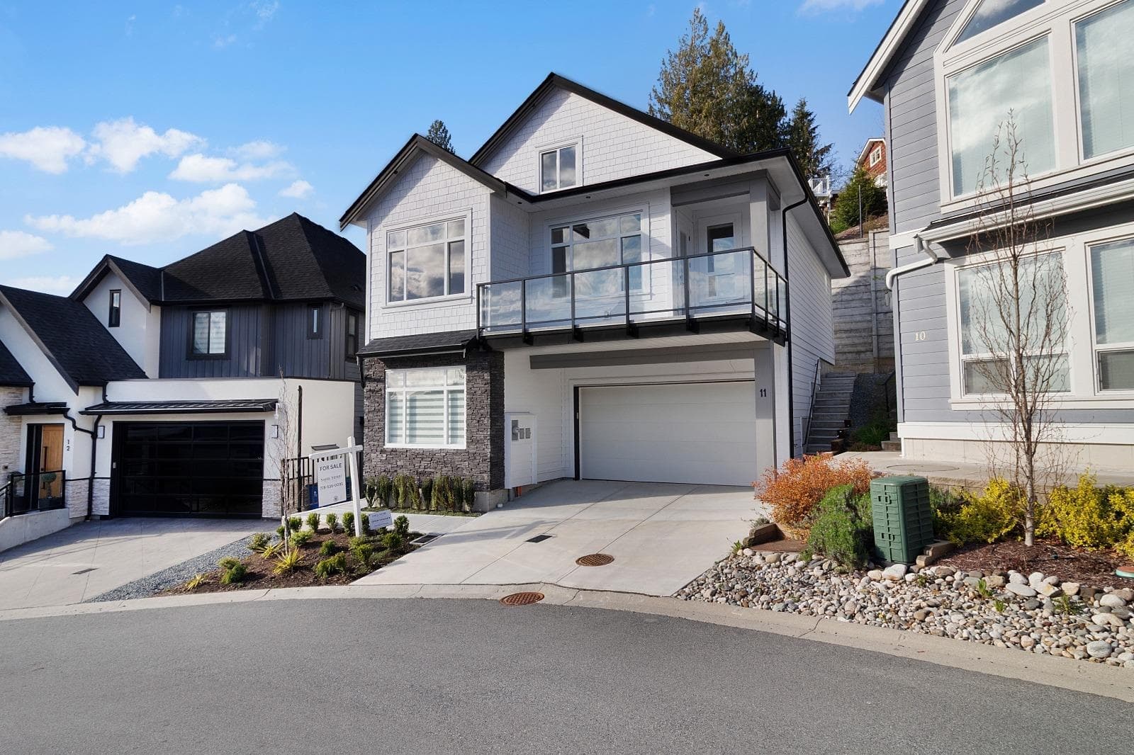 11 - 4217 Old Clayburn Road, Abbotsford, V3G 1L5 — photo 1