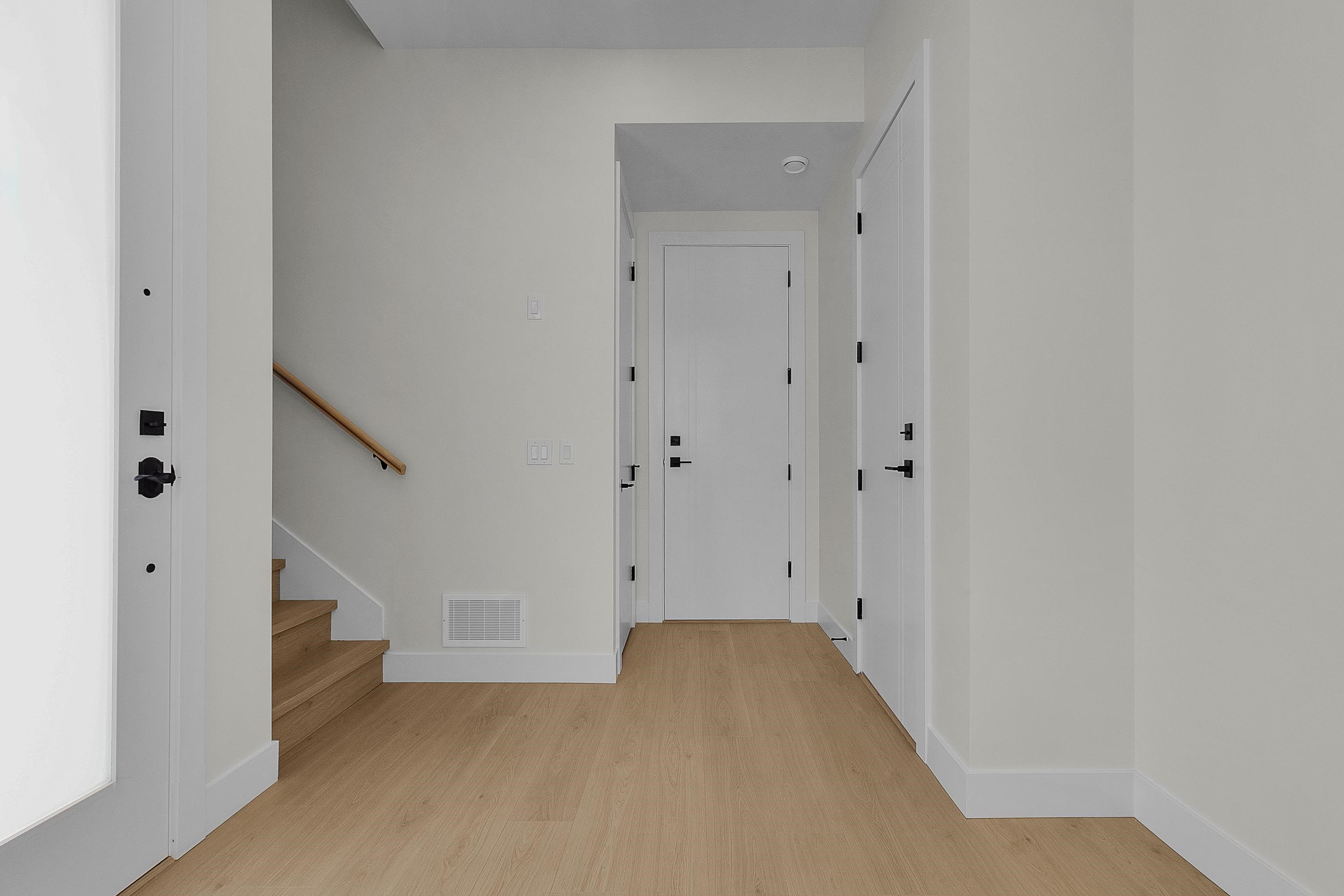 11 - 4217 Old Clayburn Road, Abbotsford, V3G 1L5 — photo 3