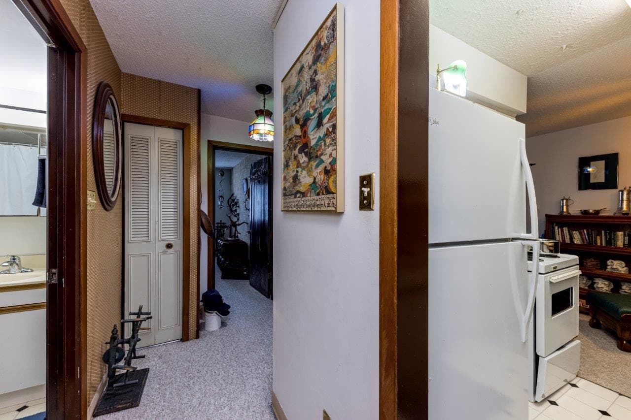 302 - 250 W 1st Street, North Vancouver, V7M 1B4 — photo 2