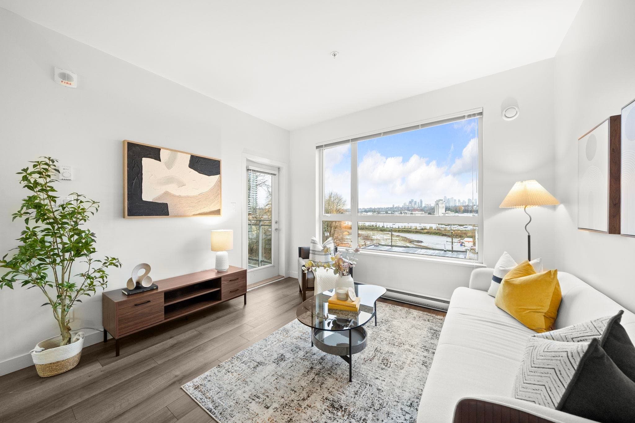 511 - 2188 Madison Avenue, Burnaby, V5C 0J8 — photo 2
