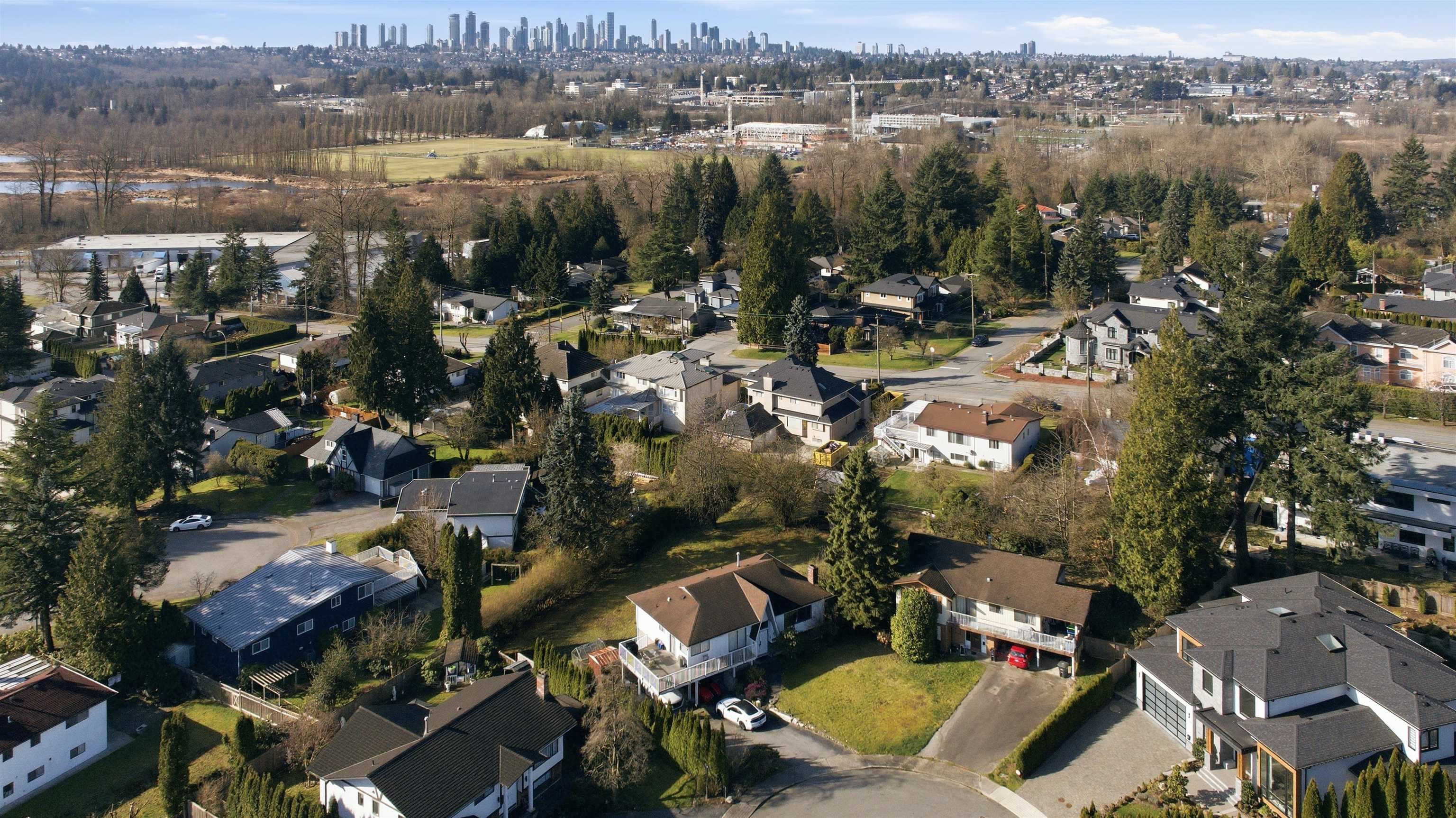 7148 Cardinal Court, Burnaby, V5A 1Y7 — photo 2