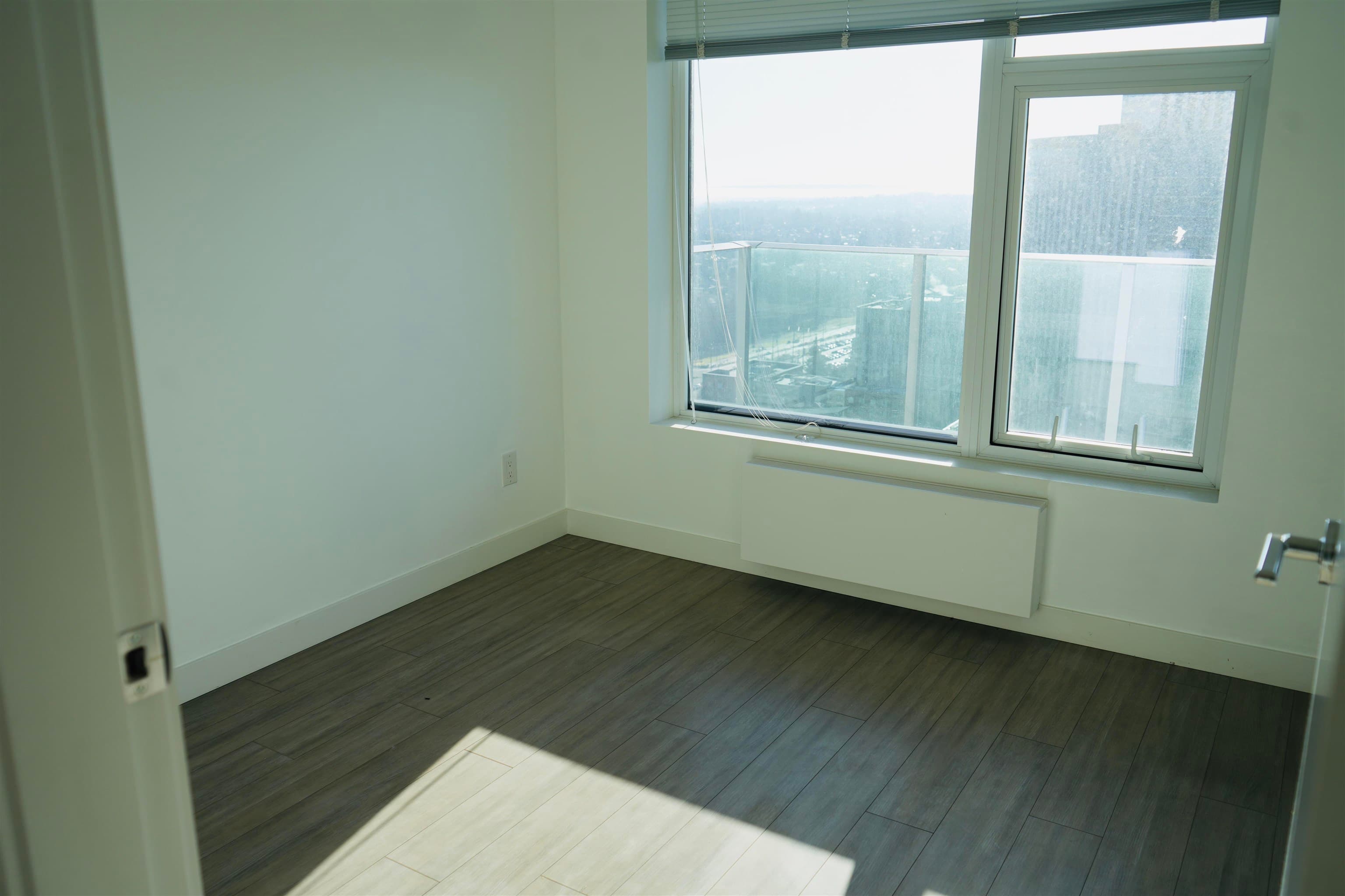 2710 - 13655 Fraser Highway, Surrey, V3T 0P8 — photo 5