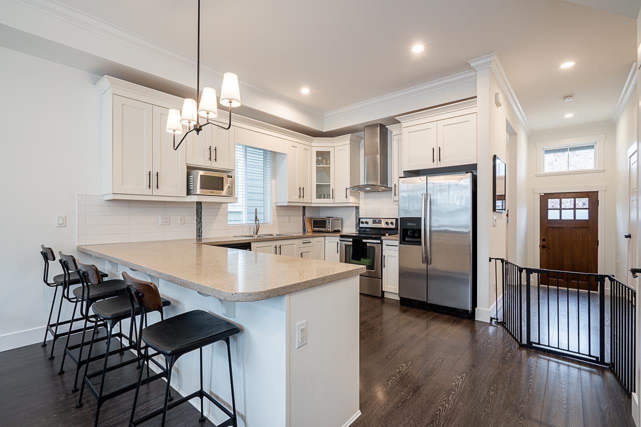 19162 73 Avenue, Surrey, V4N 6L8 — photo 4