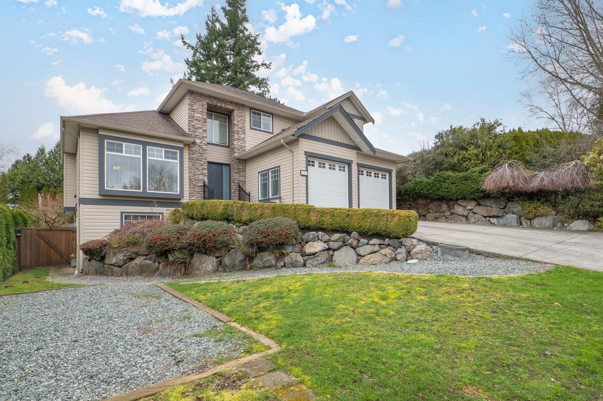 2107 Essex Drive, Abbotsford, V2S 7R8 — photo 2