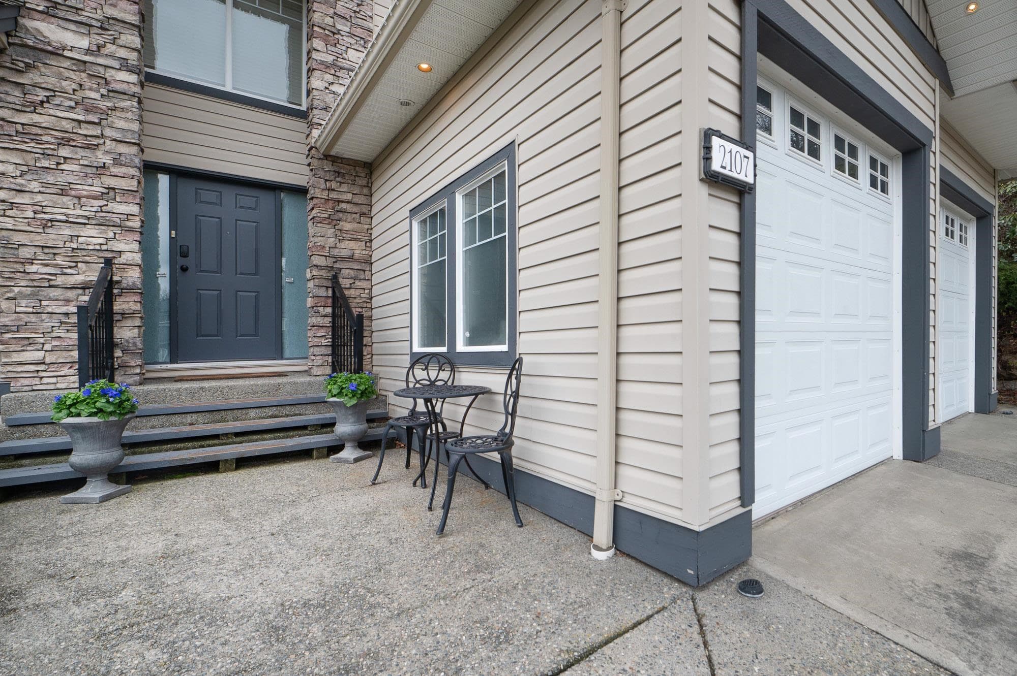2107 Essex Drive, Abbotsford, V2S 7R8 — photo 3