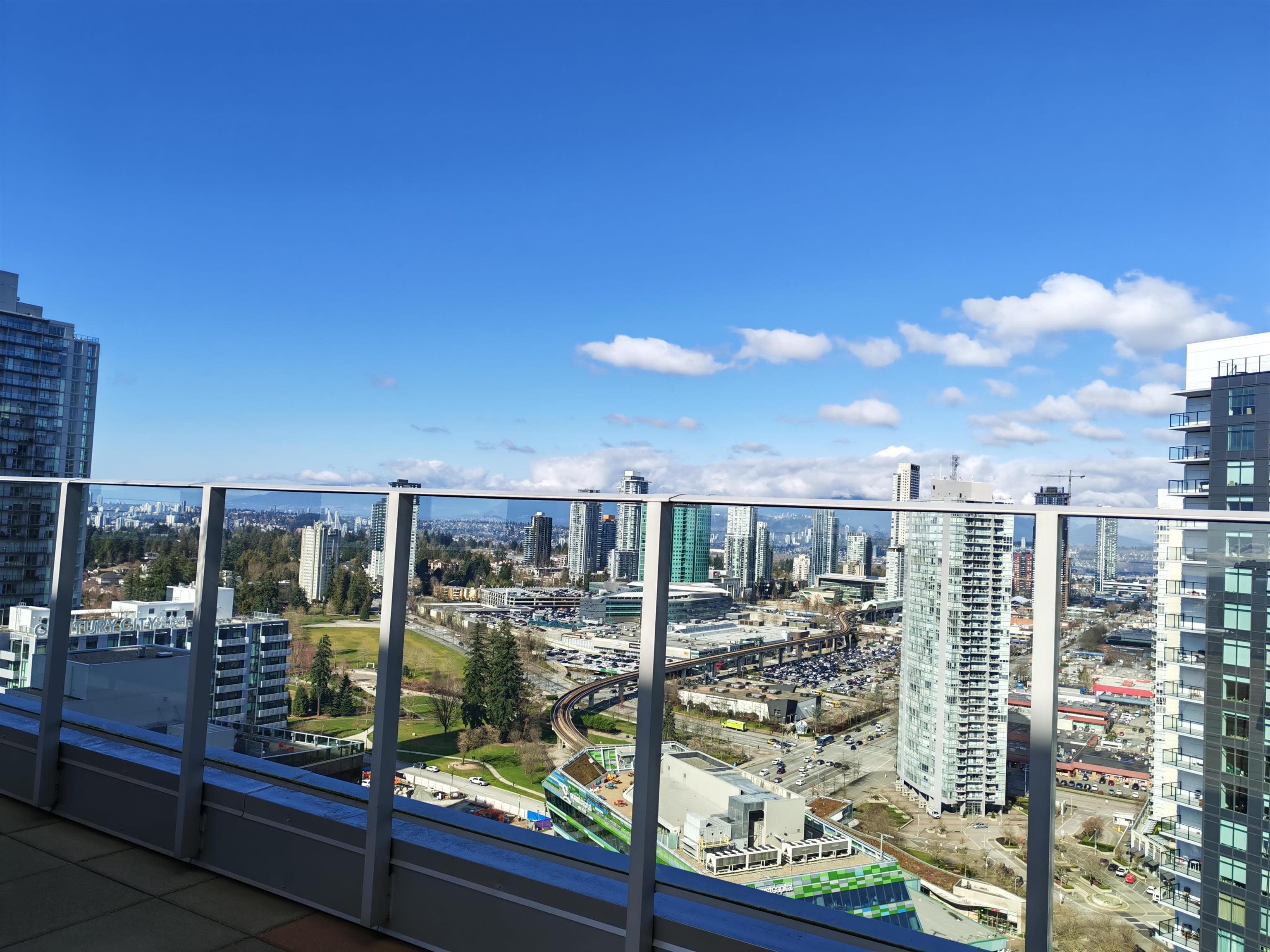 2609 - 13655 Fraser Highway, Surrey, V3T 0P8 — photo 5