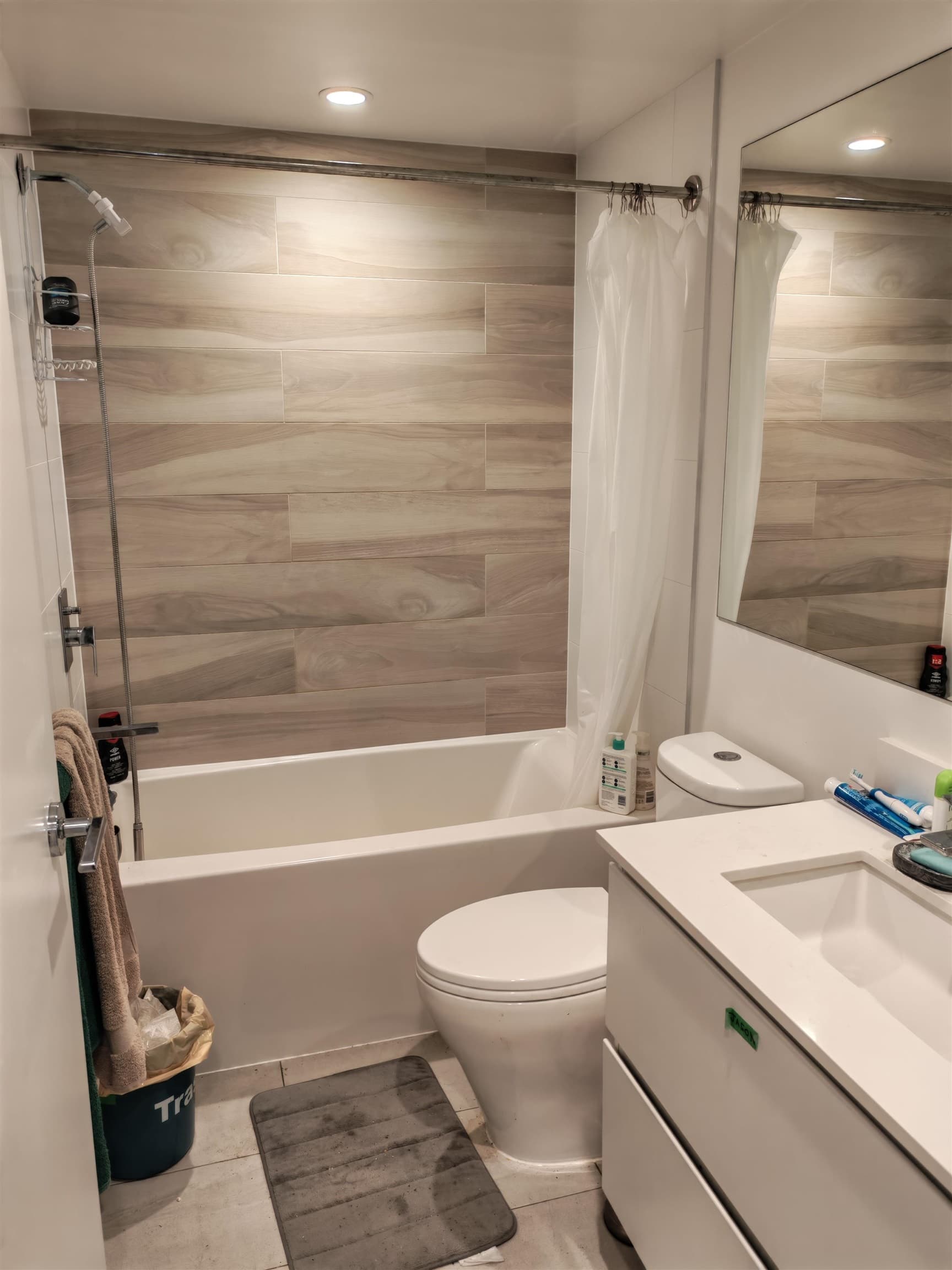 2609 - 13655 Fraser Highway, Surrey, V3T 0P8 — photo 4