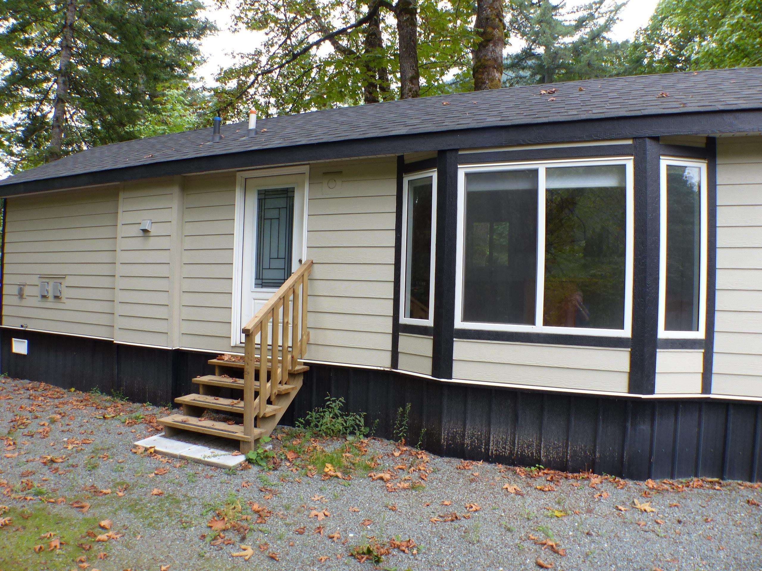 34 - 28605 Trans Canada Highway, Hope, V0X 1L3 — photo 2