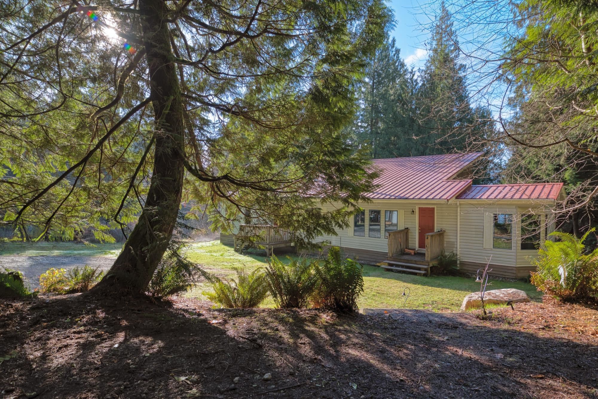 7103 Sechelt Inlet Road, Sechelt, V7Z 0P1 — photo 3
