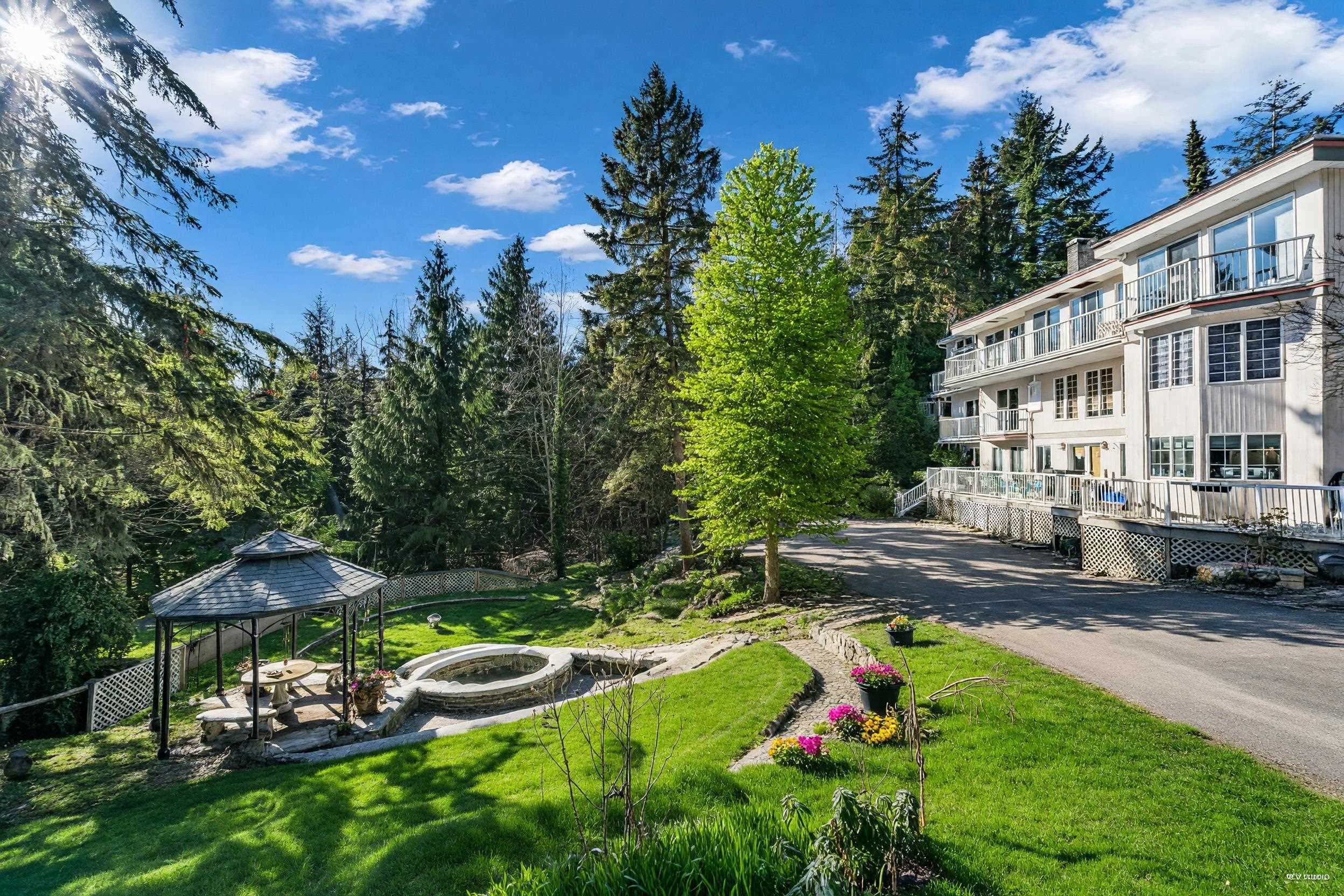 4621 Woodburn Place, West Vancouver, V7S 2W8 — photo 5
