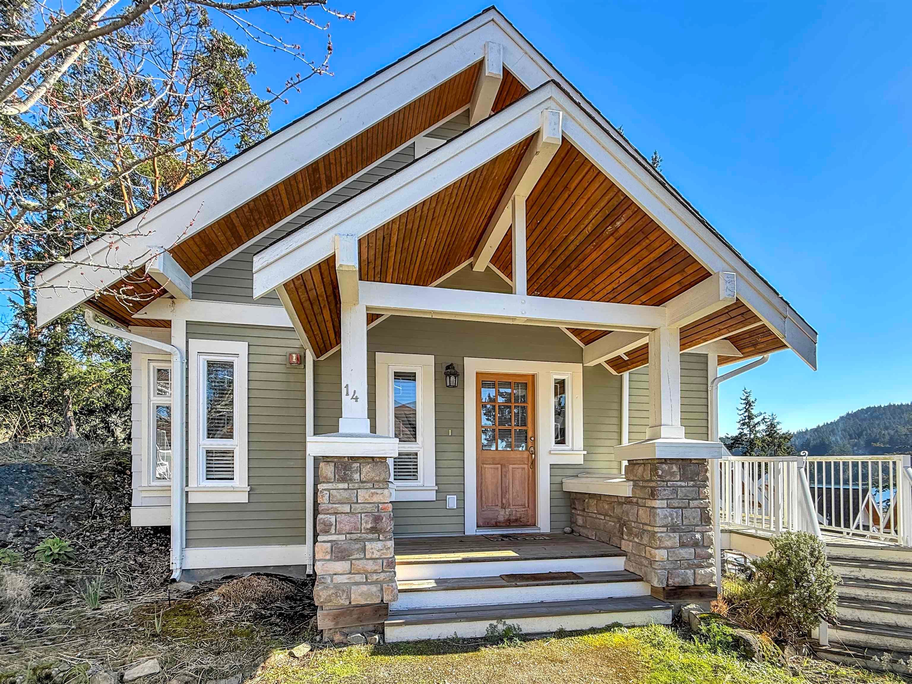 14C - 2315 Mackinnon Road, Pender Island, V0N 2M1 — photo 1
