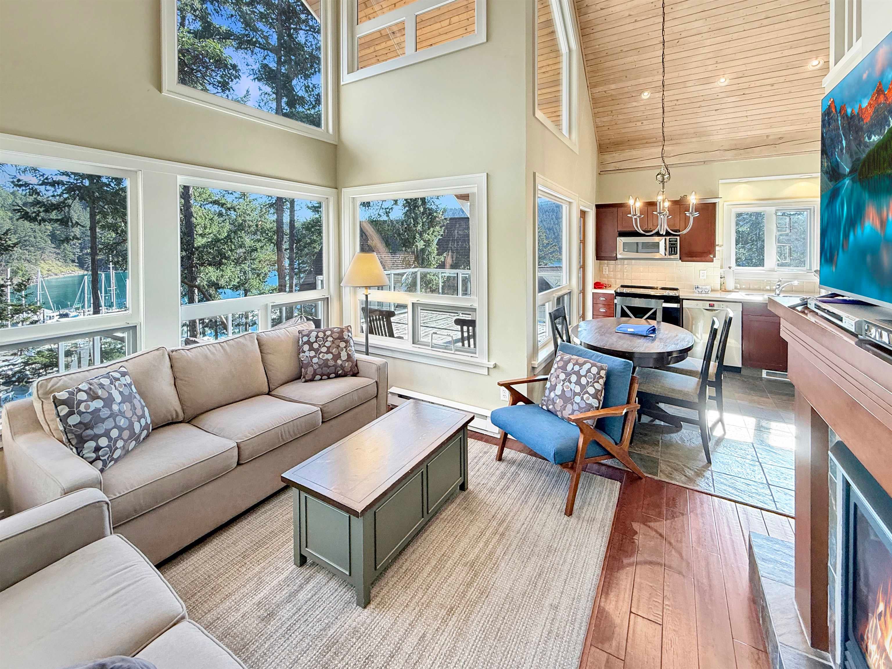 14C - 2315 Mackinnon Road, Pender Island, V0N 2M1 — photo 4
