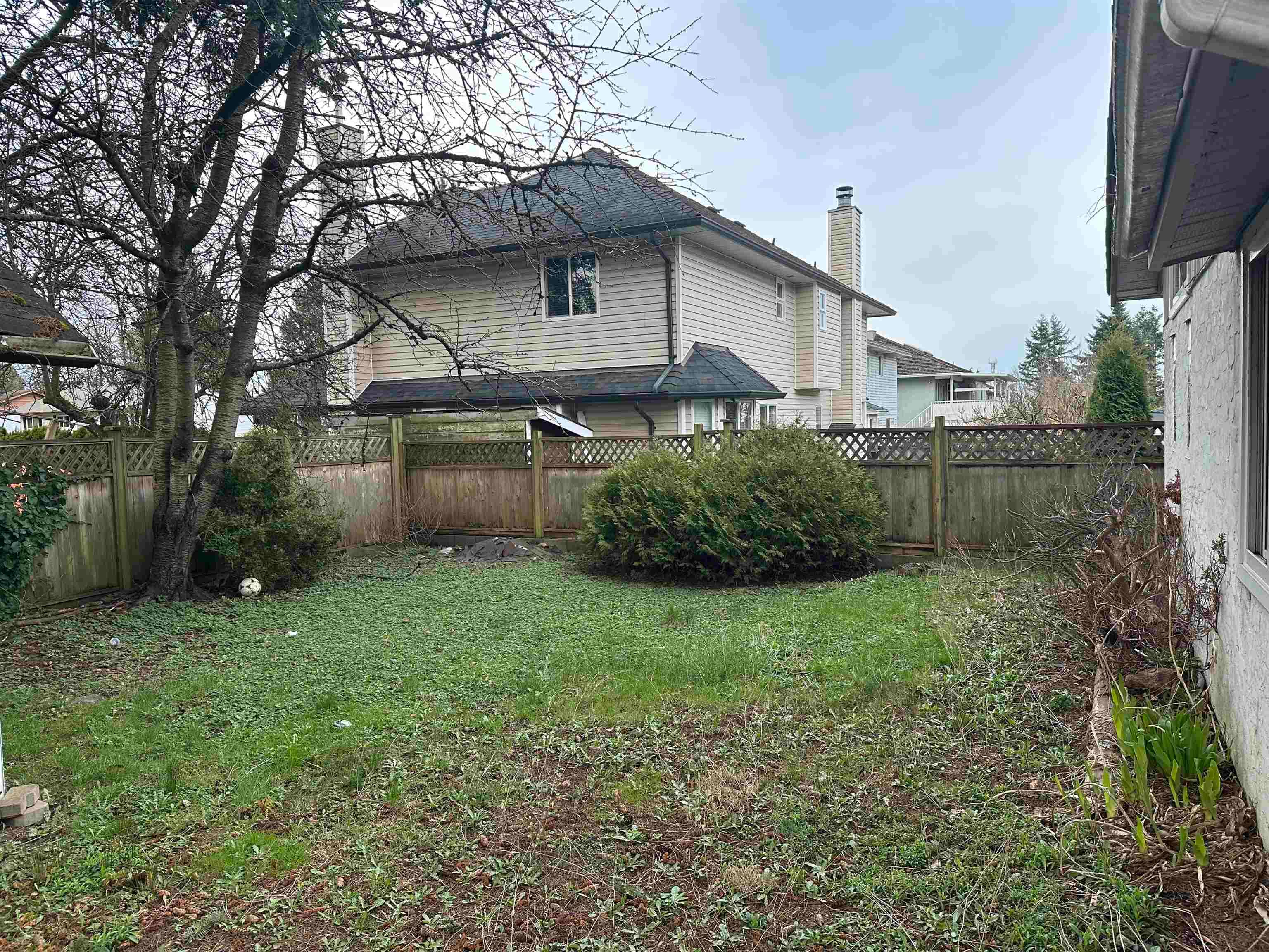 11140 84 Avenue, Delta, V4C 2L7 — photo 2